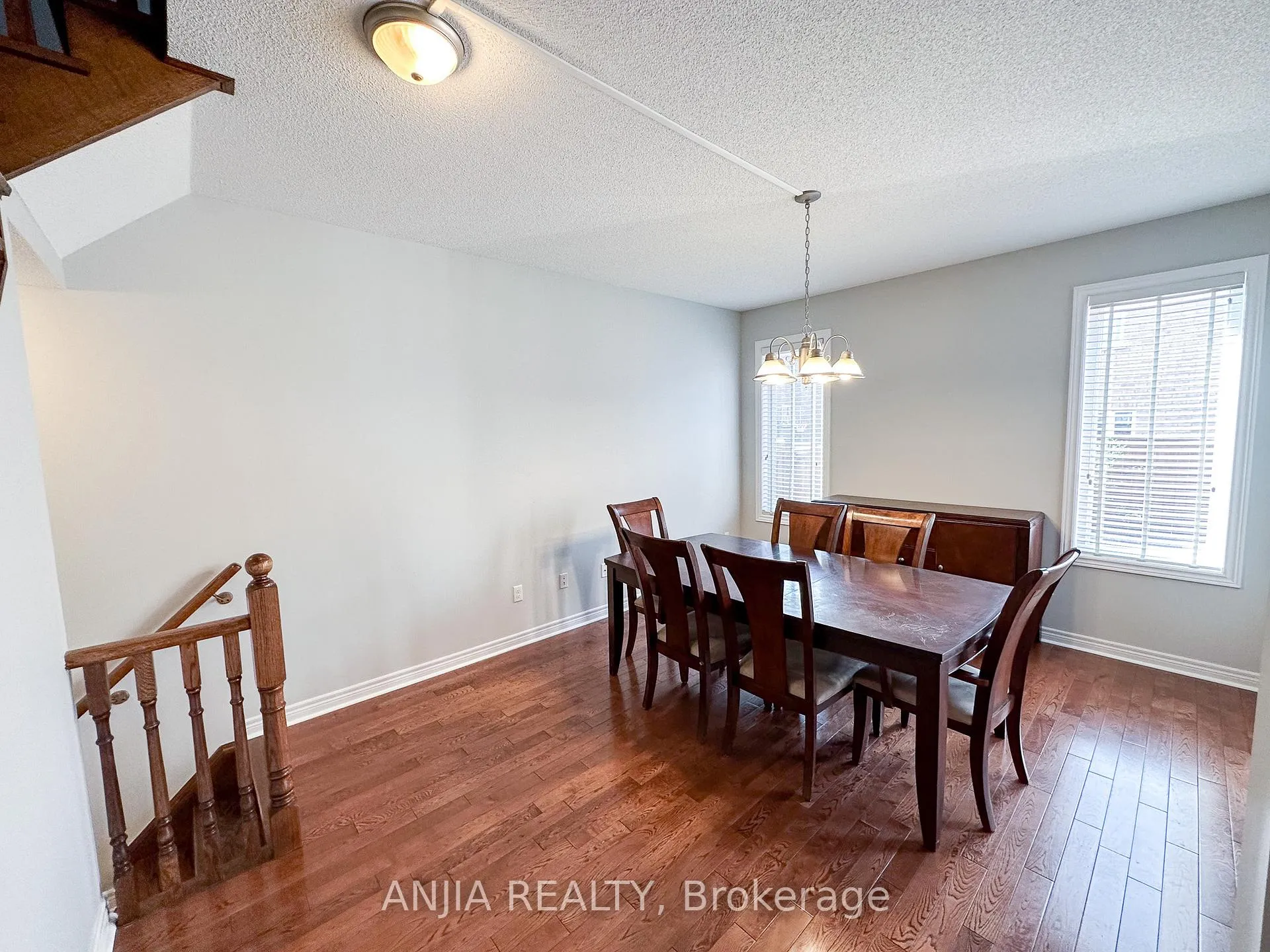 Photo 12 of 21 Fitzroy Avenue, Markham, Wismer — HOMEH