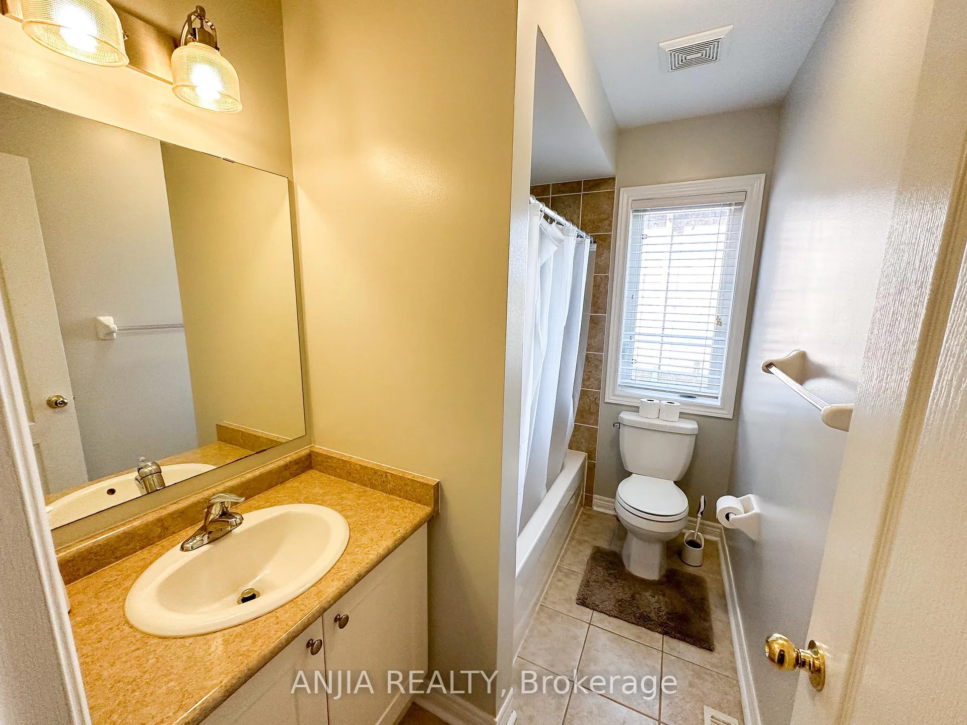 Photo 23 of 21 Fitzroy Avenue, Markham, Wismer — HOMEH