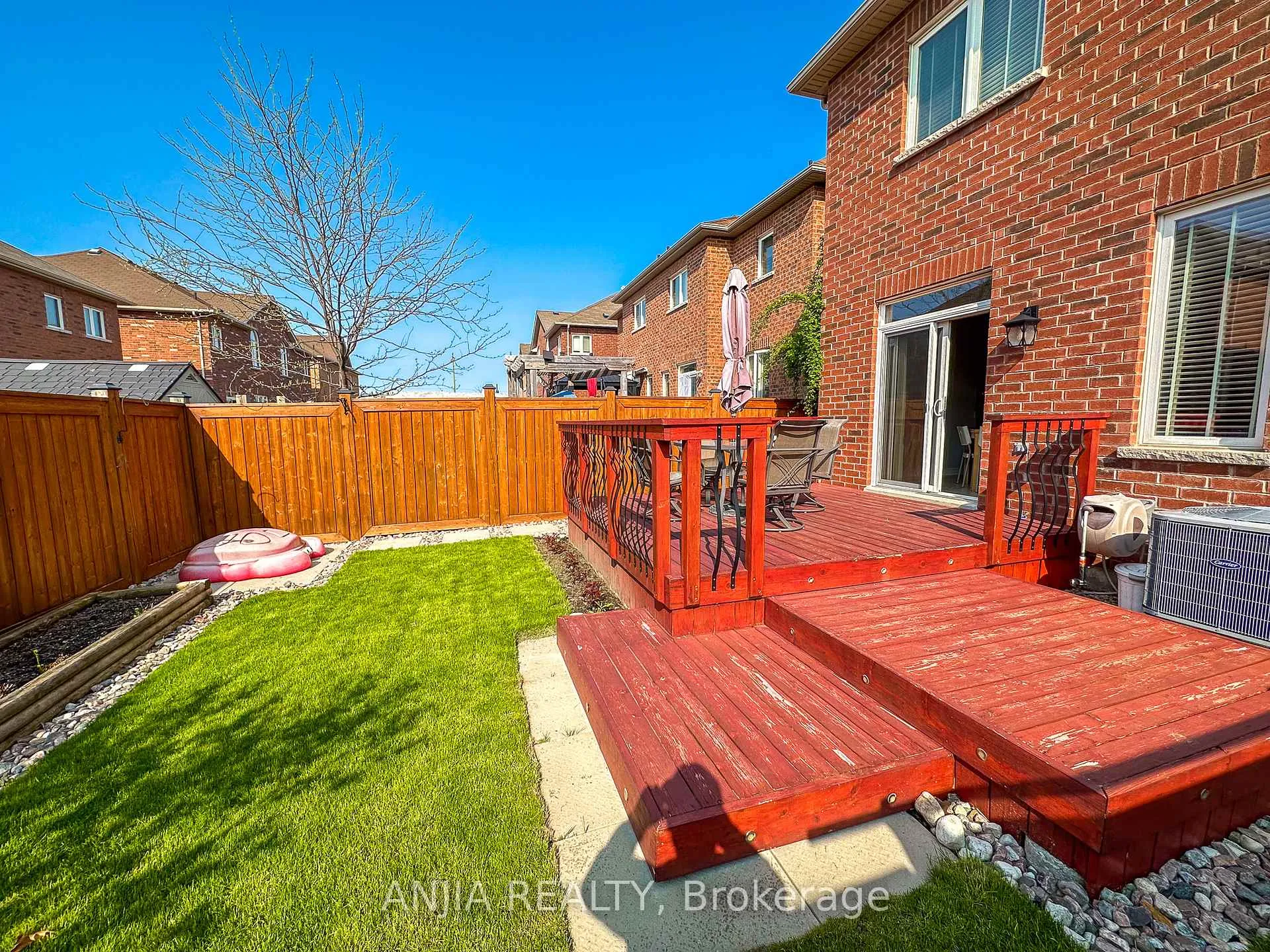 Photo 32 of 21 Fitzroy Avenue, Markham, Wismer — HOMEH