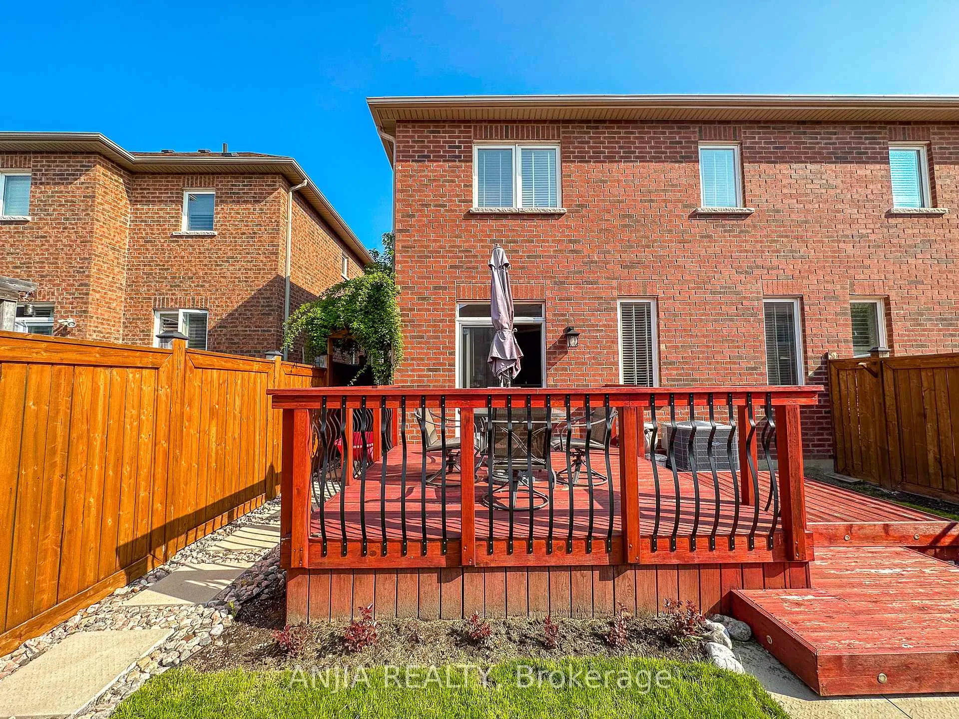 Photo 34 of 21 Fitzroy Avenue, Markham, Wismer — HOMEH