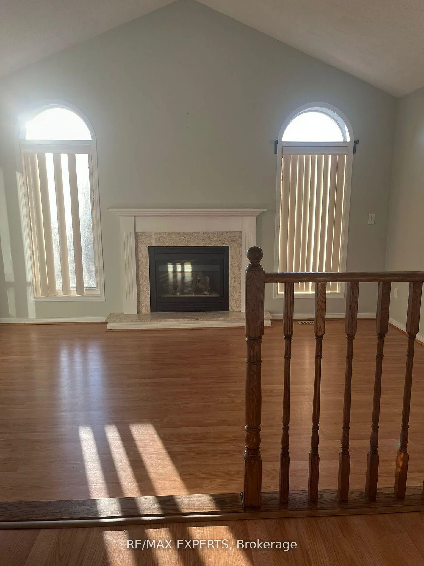 Photo 3 of 546 Aldershot Drive, Oshawa, Eastdale — HOMEH