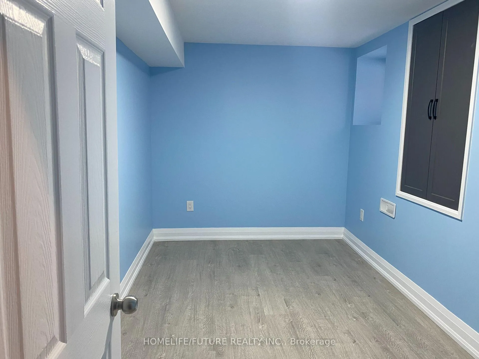 Photo 8 of 223 Fleetwood Drive, Oshawa, Eastdale — HOMEH