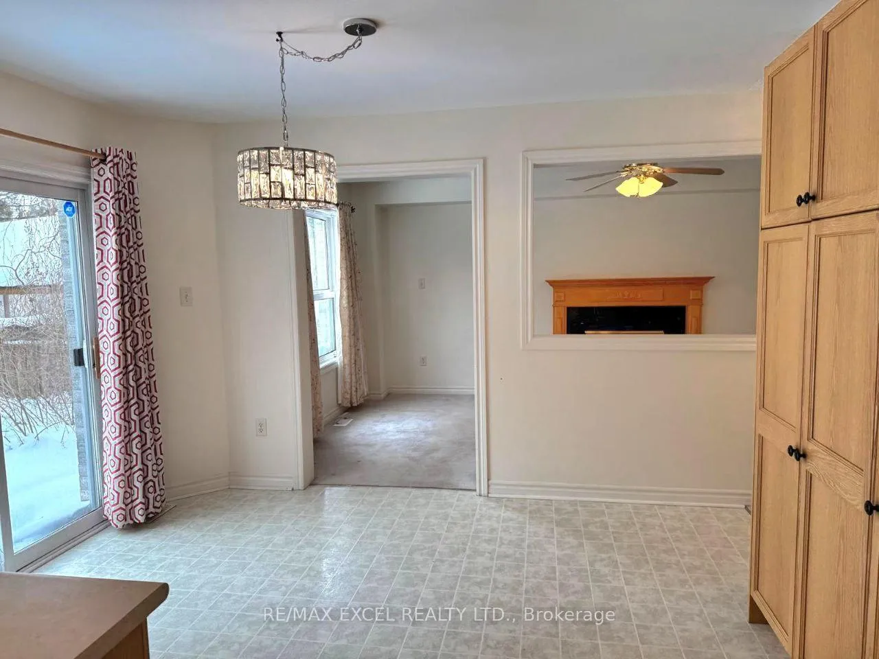 Photo 11 of 56 Stoneybrook Crescent, Barrie, Ardagh — HOMEH