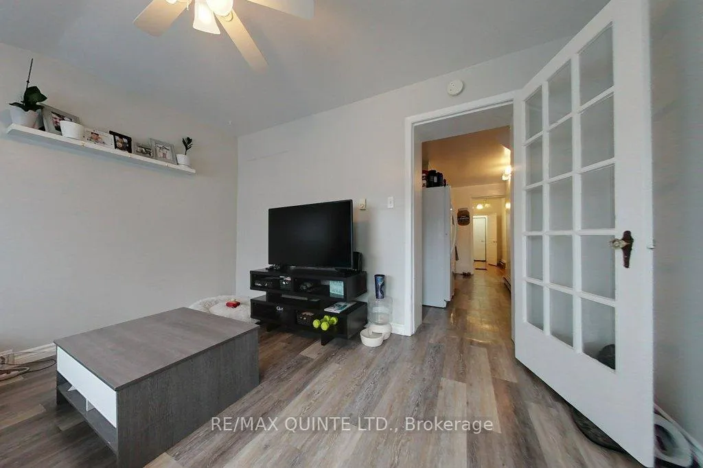 Photo 3 of 293 William Street, Belleville, Belleville Ward — HOMEH