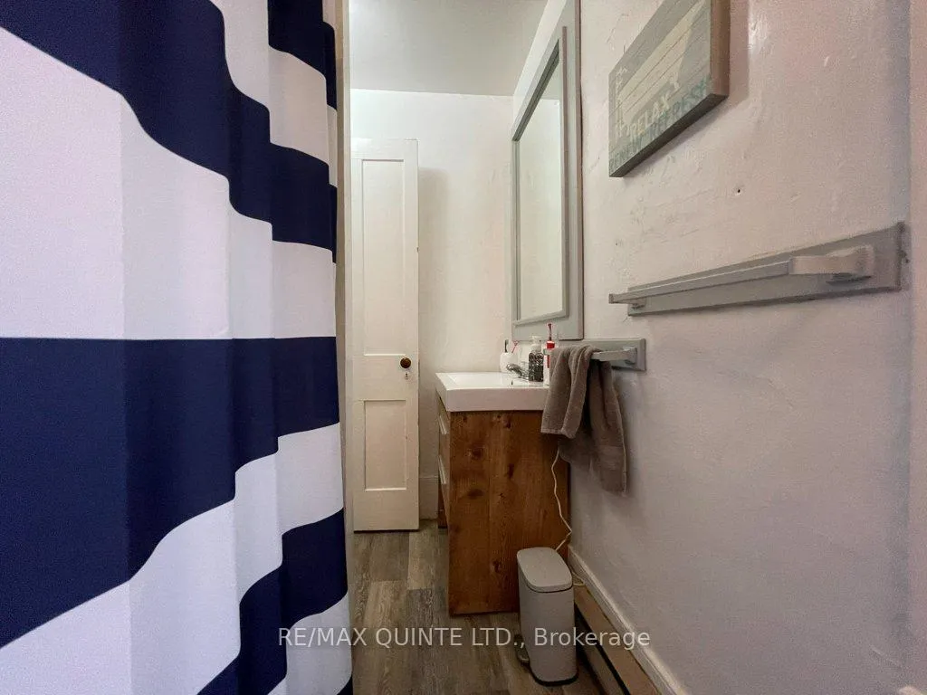 Photo 9 of 293 William Street, Belleville, Belleville Ward — HOMEH