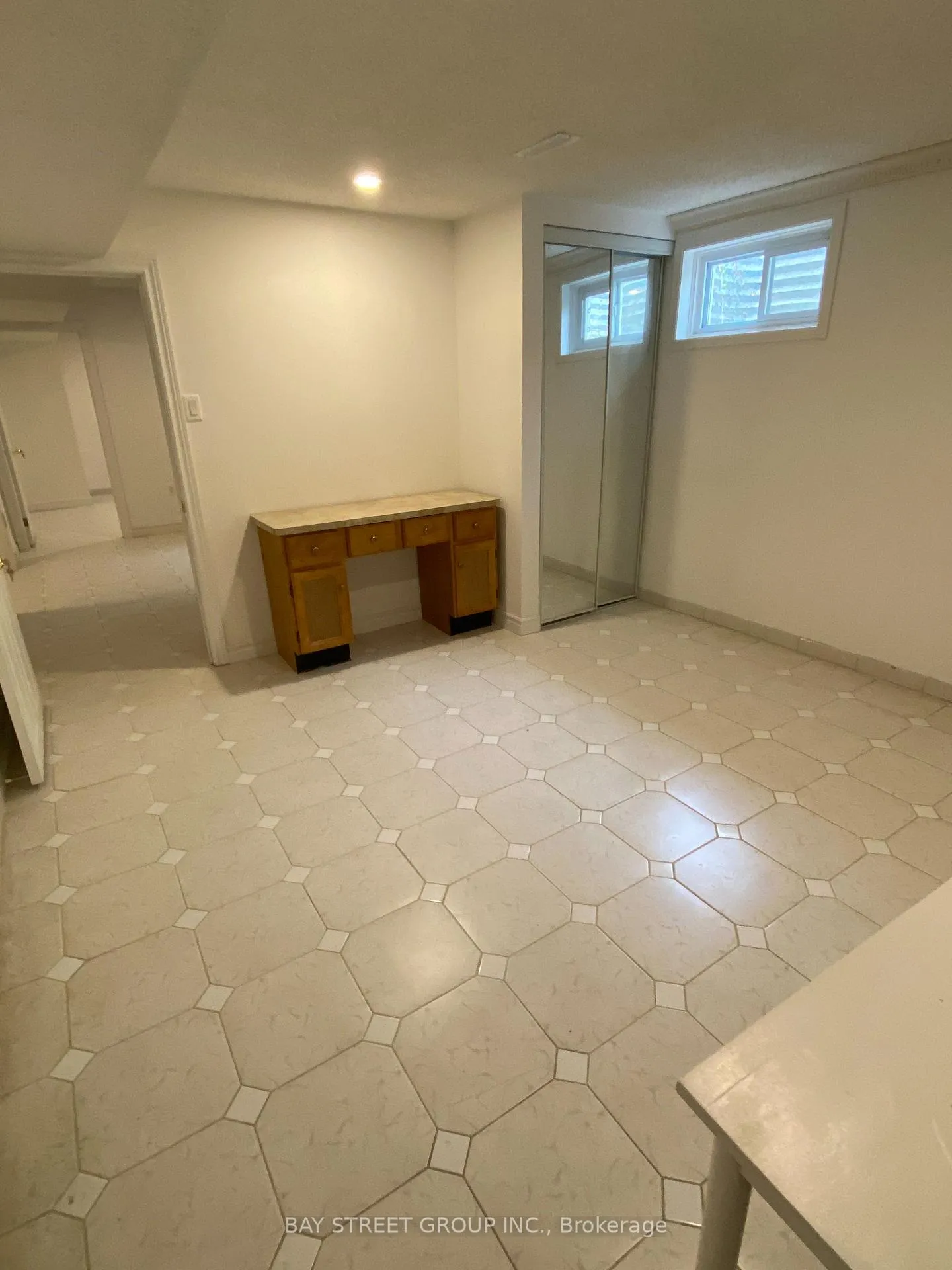 Photo 4 of 58 Foundry Crescent, Markham, Raymerville — HOMEH