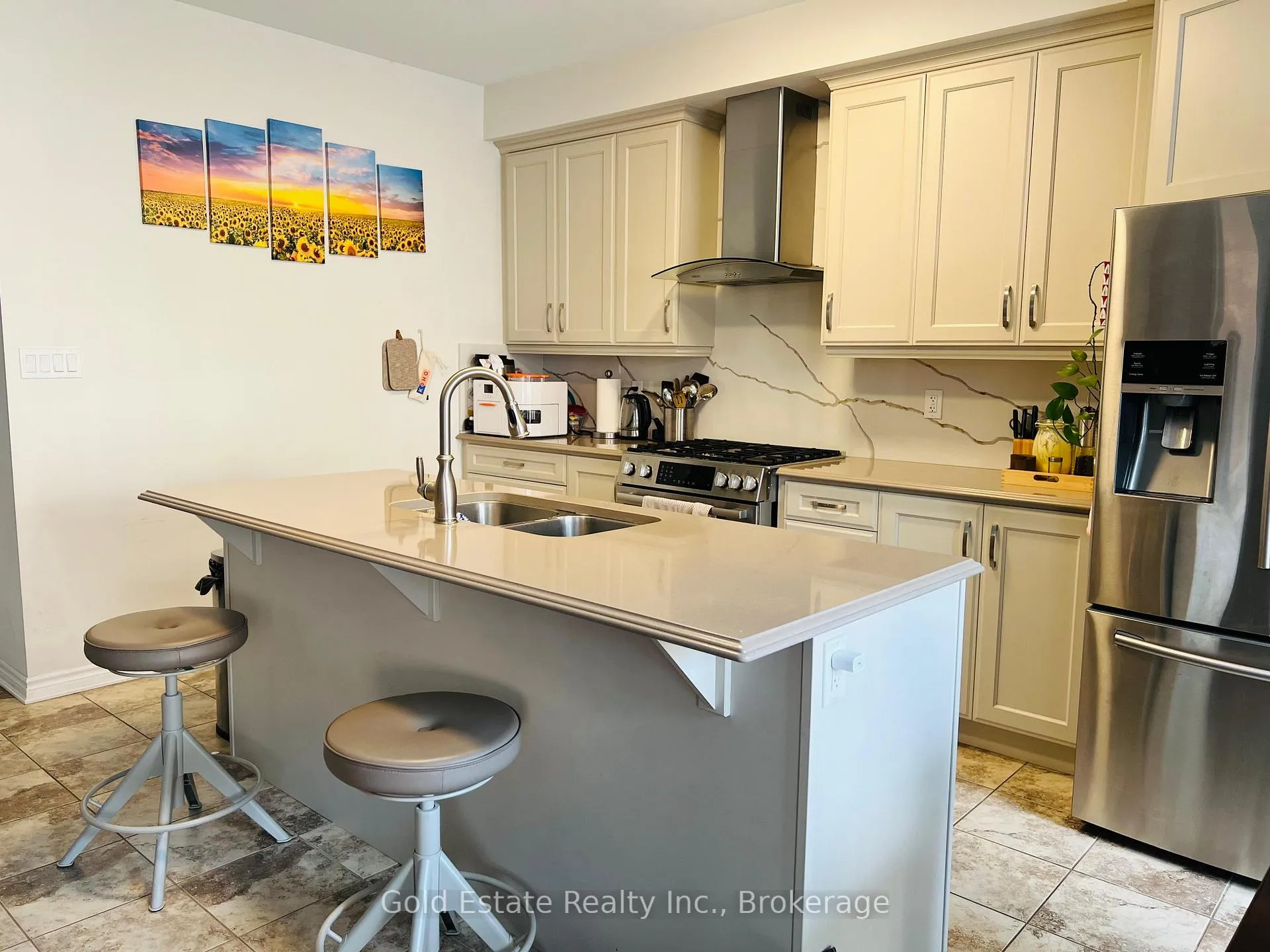 Photo 18 of 212 Spring Creek Drive, Hamilton, Waterdown — HOMEH