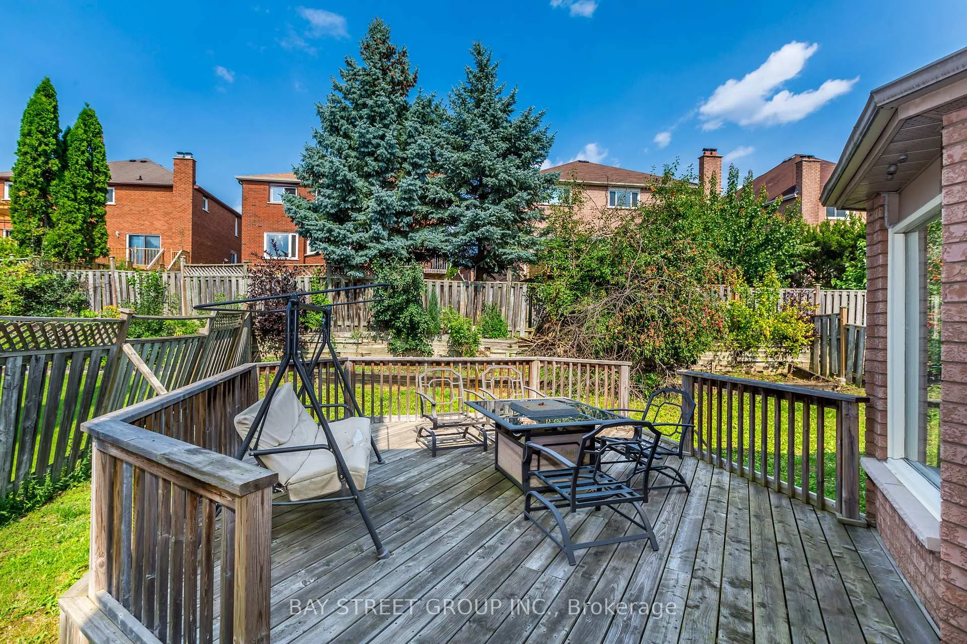 Photo 13 of 66 brooklyn Crescent N, Markham, Markville — HOMEH