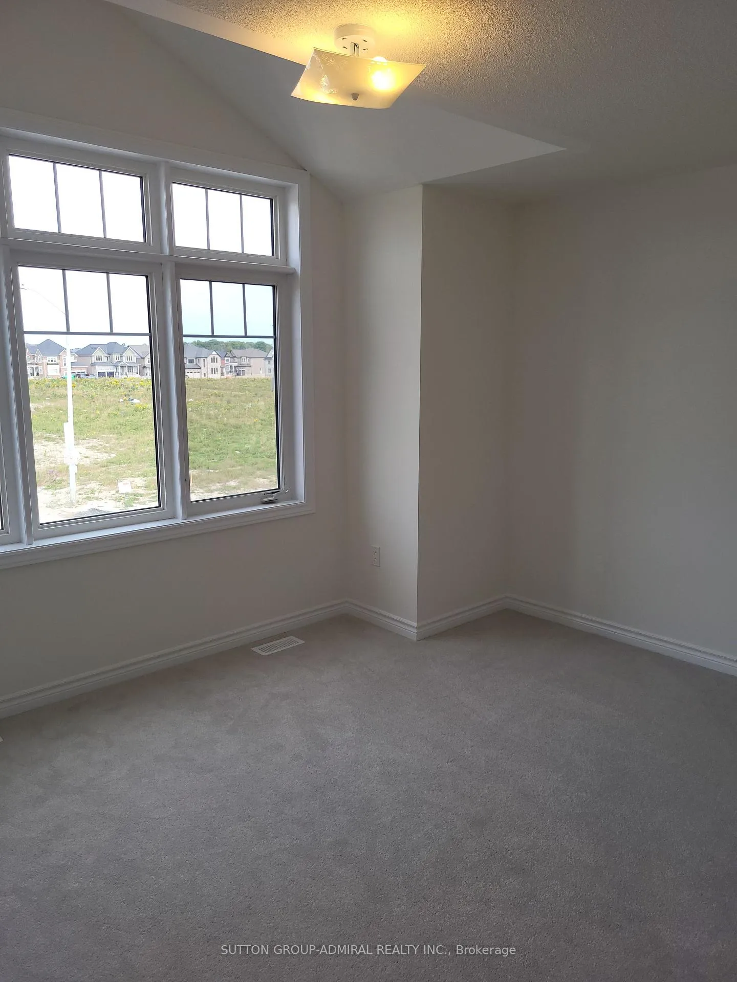 Photo 5 of 1159 Cole Street, Innisfil, Rural Innisfil — HOMEH