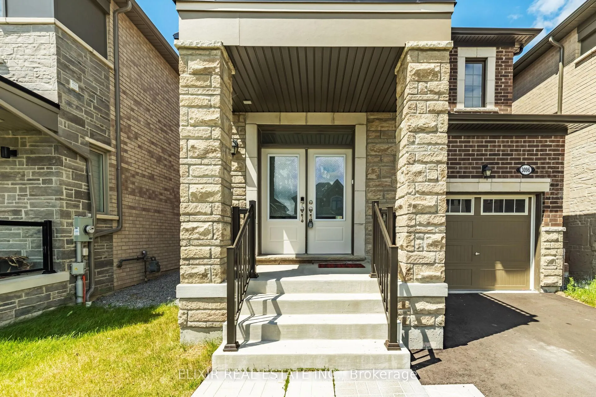Photo 5 of 3096 Paperbirch Trail, Pickering, Rural Pickering — HOMEH