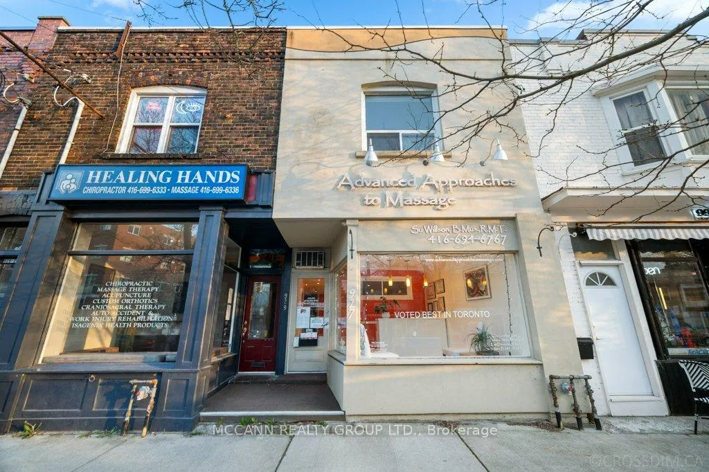Front of Unit Upper, 927 Kingston Road