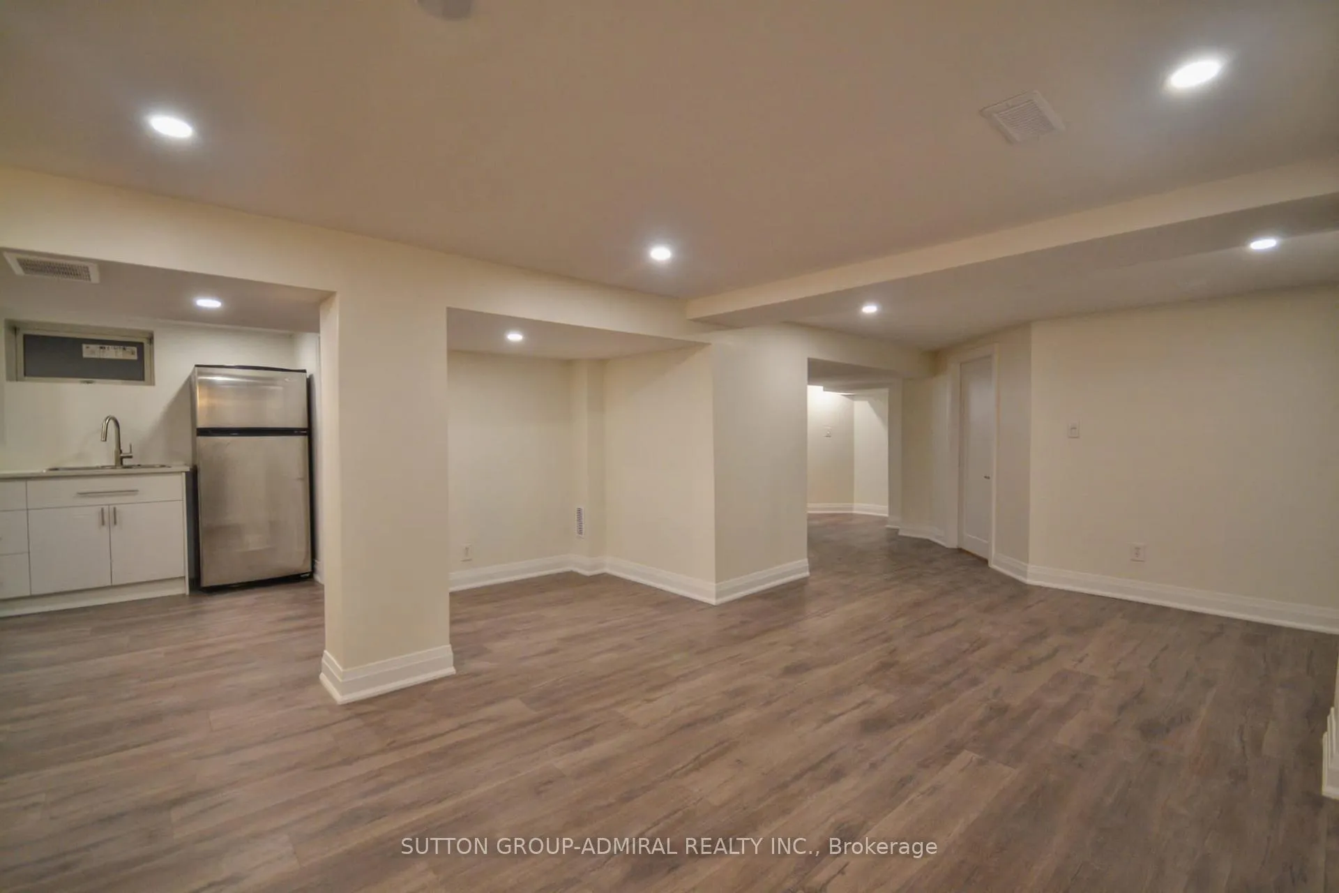 Photo 4 of Unit Basement, 513 Stevenson Road N, Oshawa, McLaughlin — HOMEH