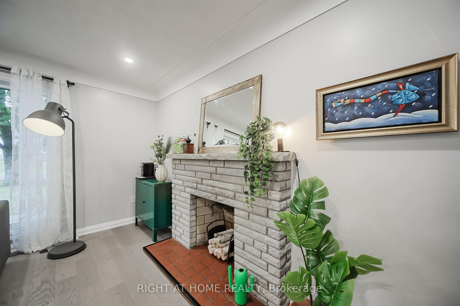 Photo 23 of 388 Lark Avenue, Burlington, LaSalle — HOMEH