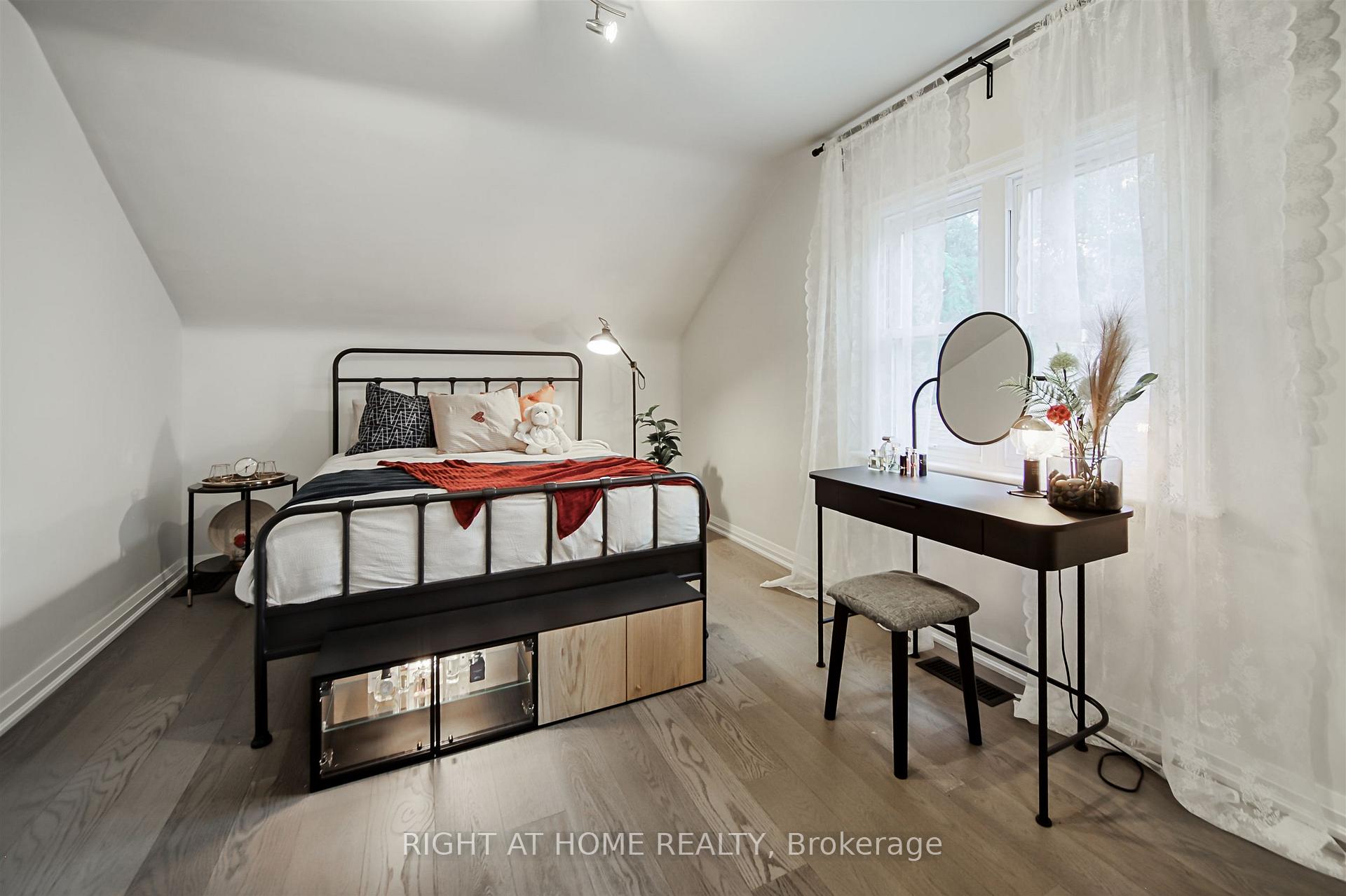 Photo 20 of 388 Lark Avenue, Burlington, LaSalle — HOMEH