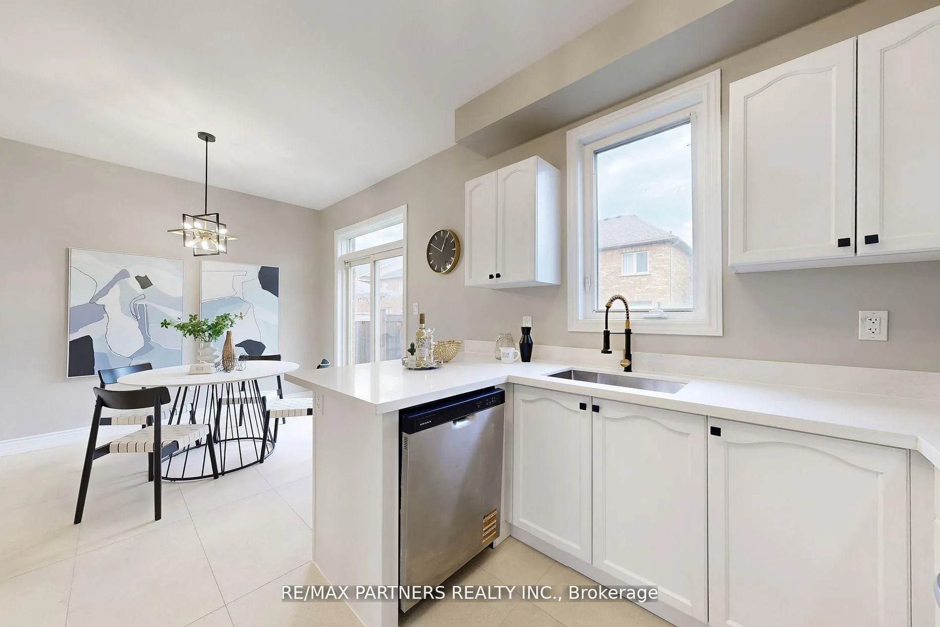 Photo 14 of 29 Robert Osprey Drive, Markham, Cathedraltown — HOMEH
