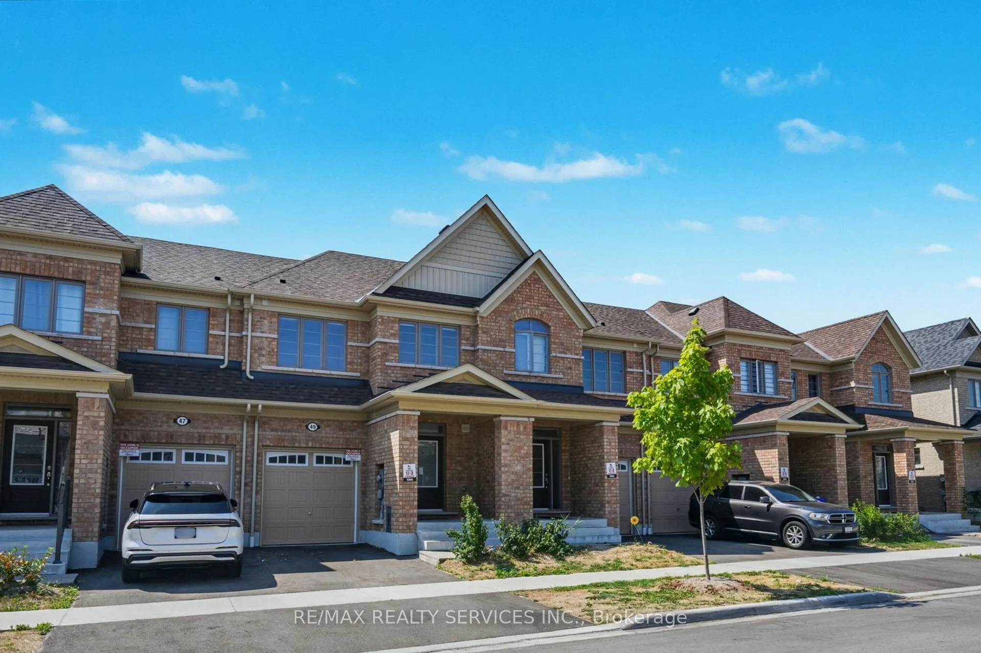 Photo 2 of 49 Bayardo Drive, Oshawa, Windfields — HOMEH