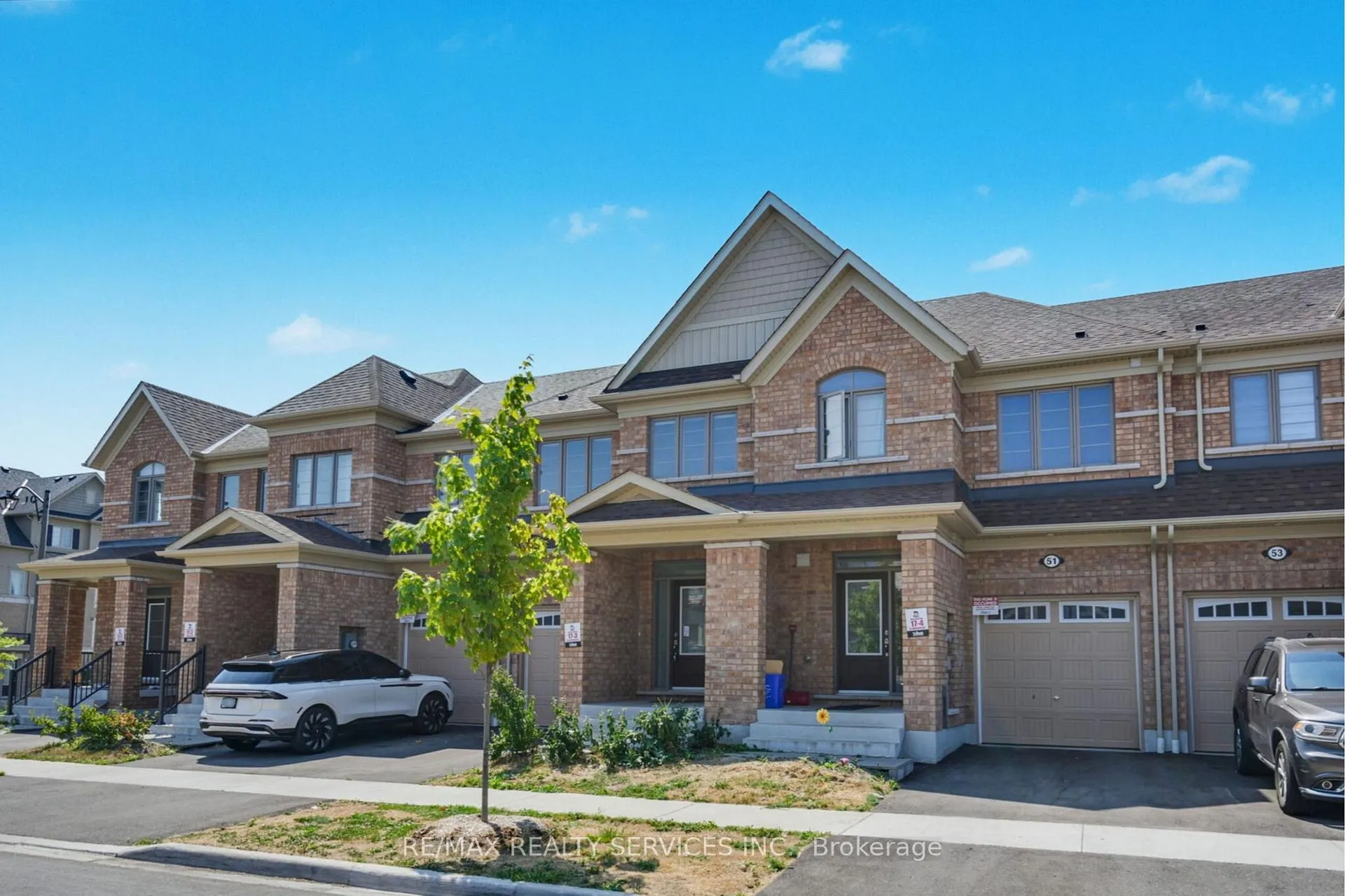 Photo 3 of 49 Bayardo Drive, Oshawa, Windfields — HOMEH