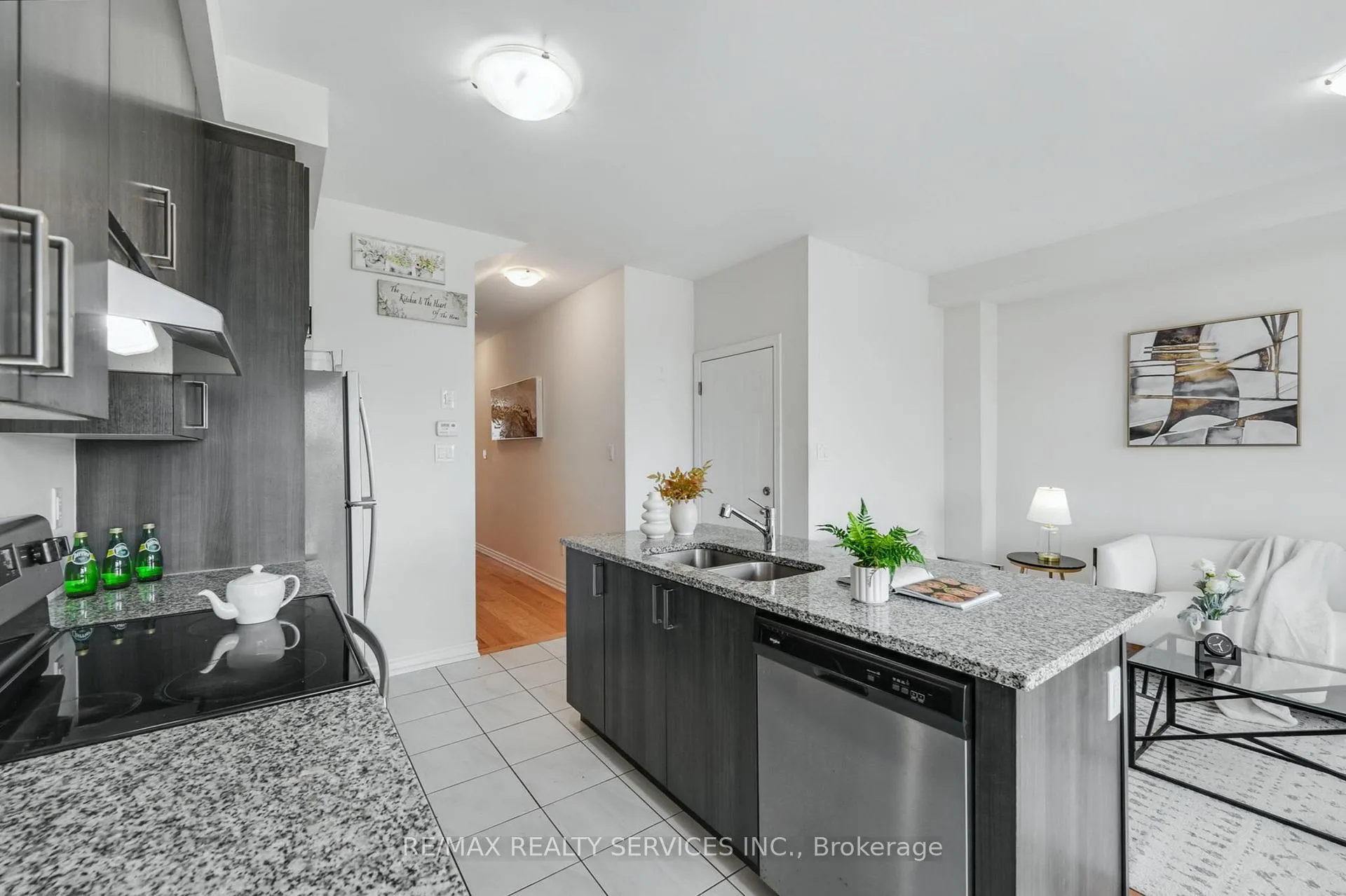 Photo 13 of 49 Bayardo Drive, Oshawa, Windfields — HOMEH