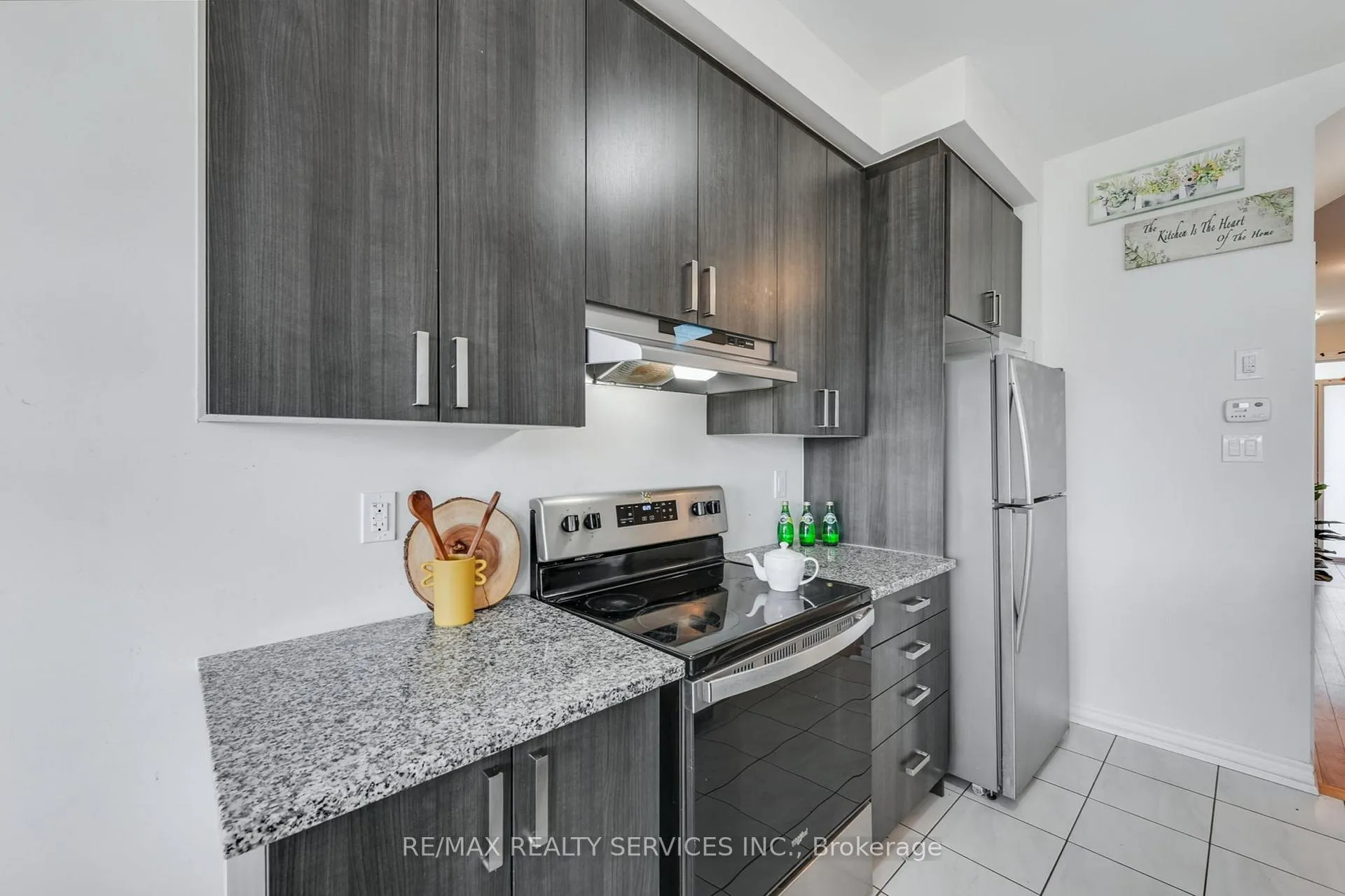 Photo 15 of 49 Bayardo Drive, Oshawa, Windfields — HOMEH