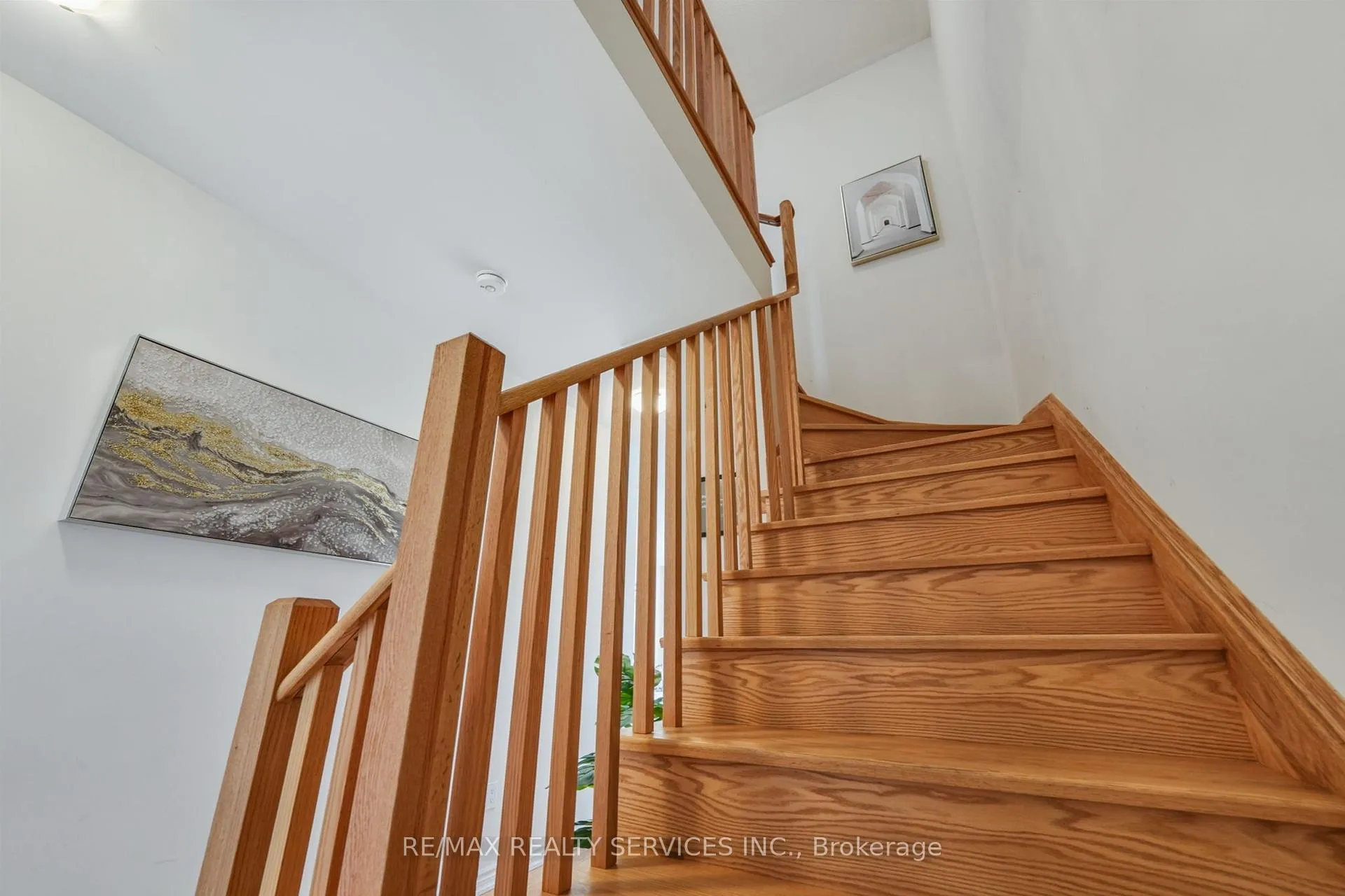 Photo 16 of 49 Bayardo Drive, Oshawa, Windfields — HOMEH