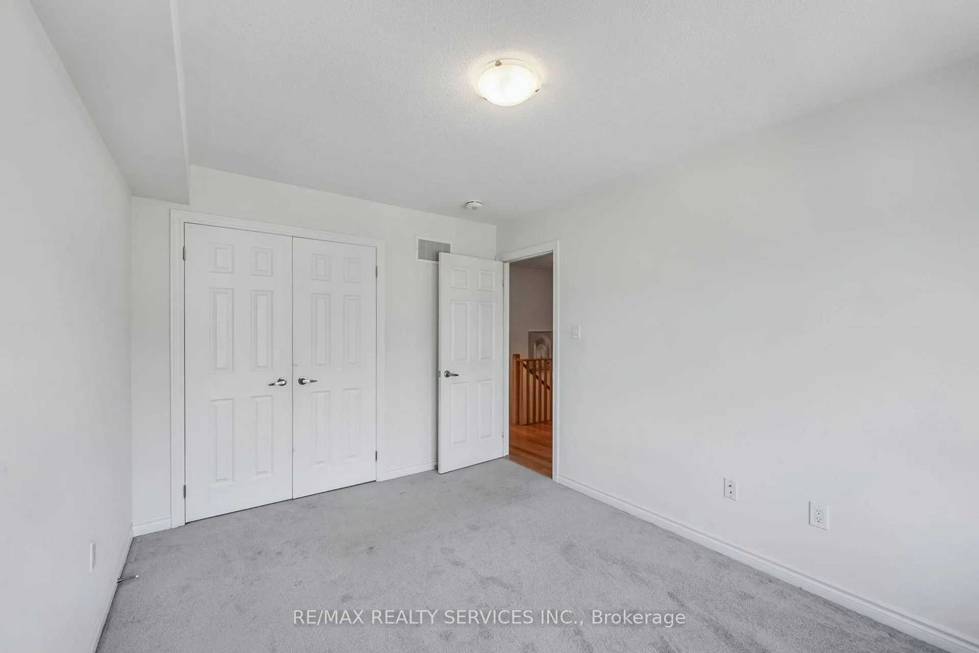 Photo 17 of 49 Bayardo Drive, Oshawa, Windfields — HOMEH