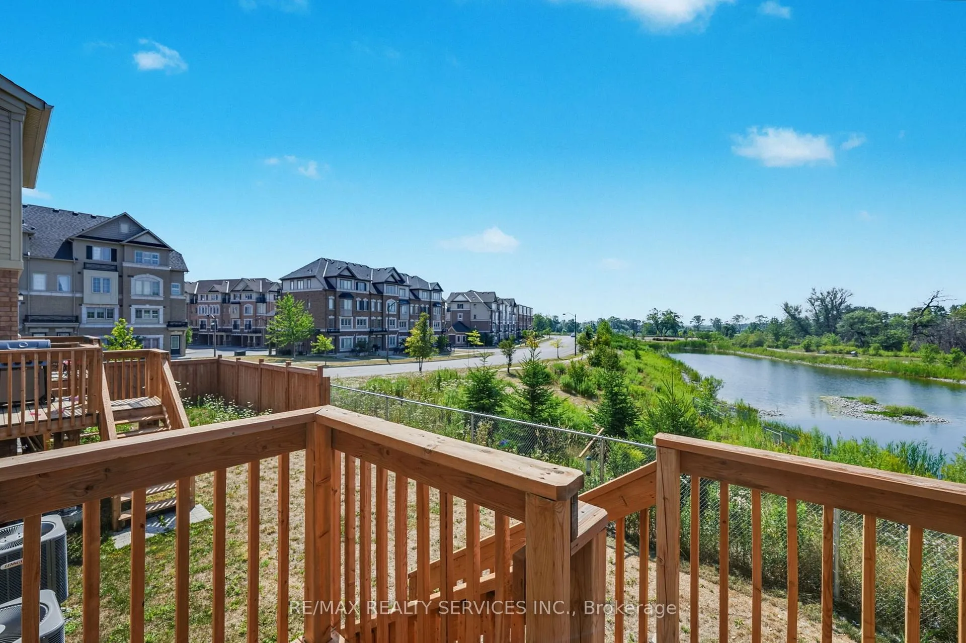 Photo 33 of 49 Bayardo Drive, Oshawa, Windfields — HOMEH