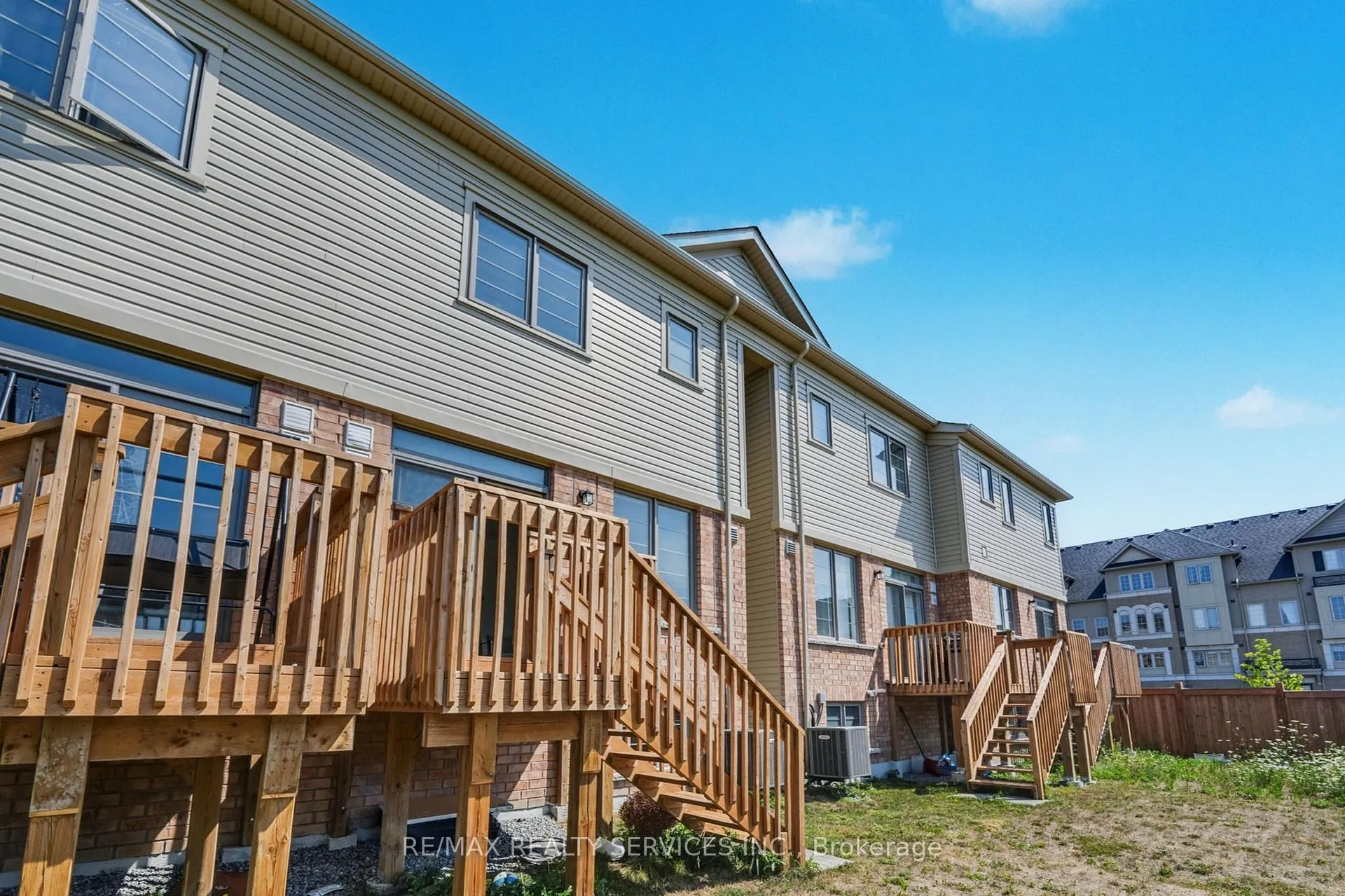 Photo 37 of 49 Bayardo Drive, Oshawa, Windfields — HOMEH