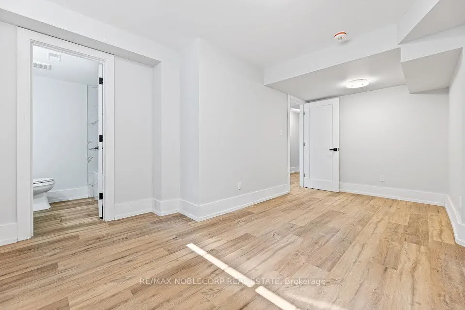 Photo 3 of Unit 3, 108 Enderby Road, Toronto, East End-Danforth — HOMEH