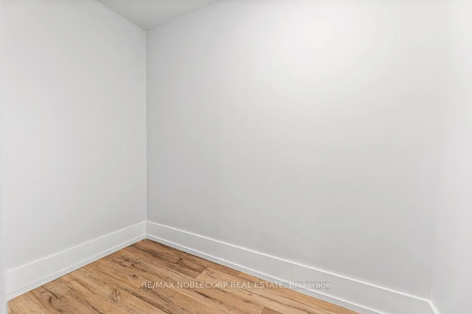 Photo 17 of Unit 3, 108 Enderby Road, Toronto, East End-Danforth — HOMEH