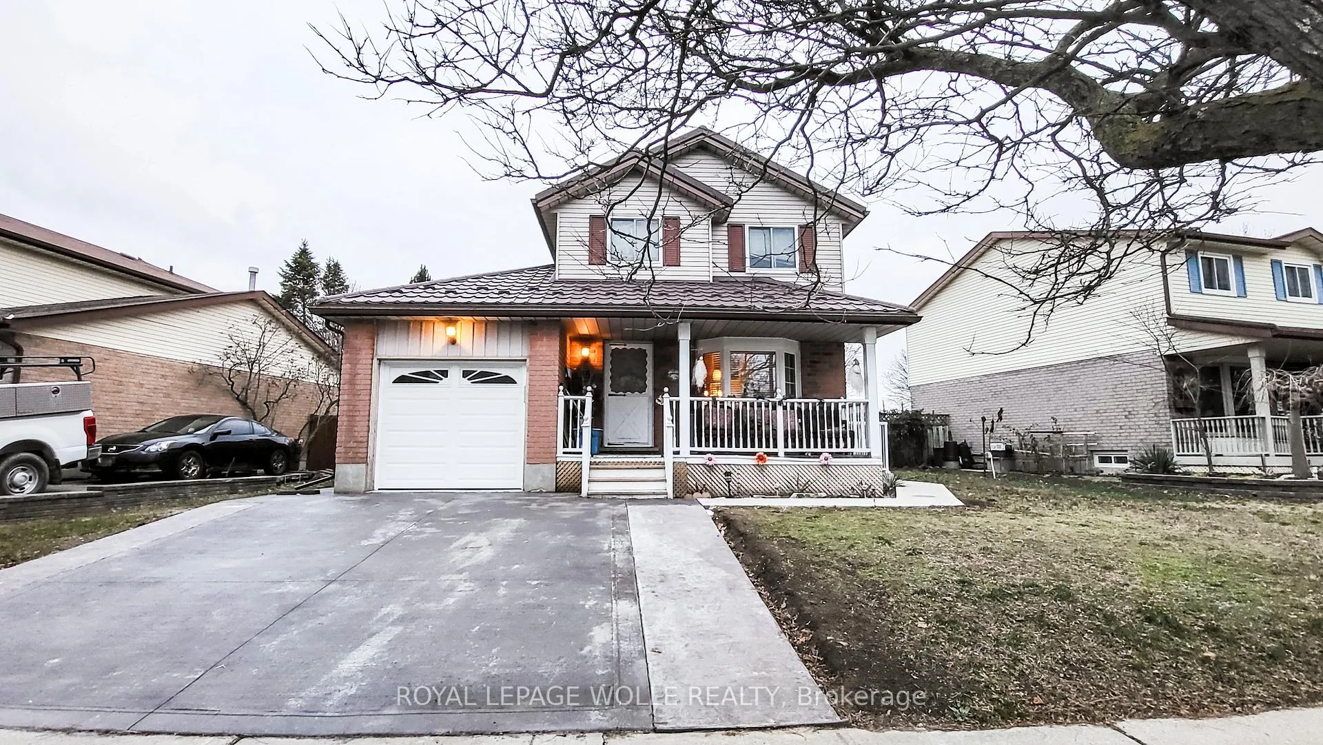Photo 1 of 35 Rushbrook Drive, Kitchener — HOMEH