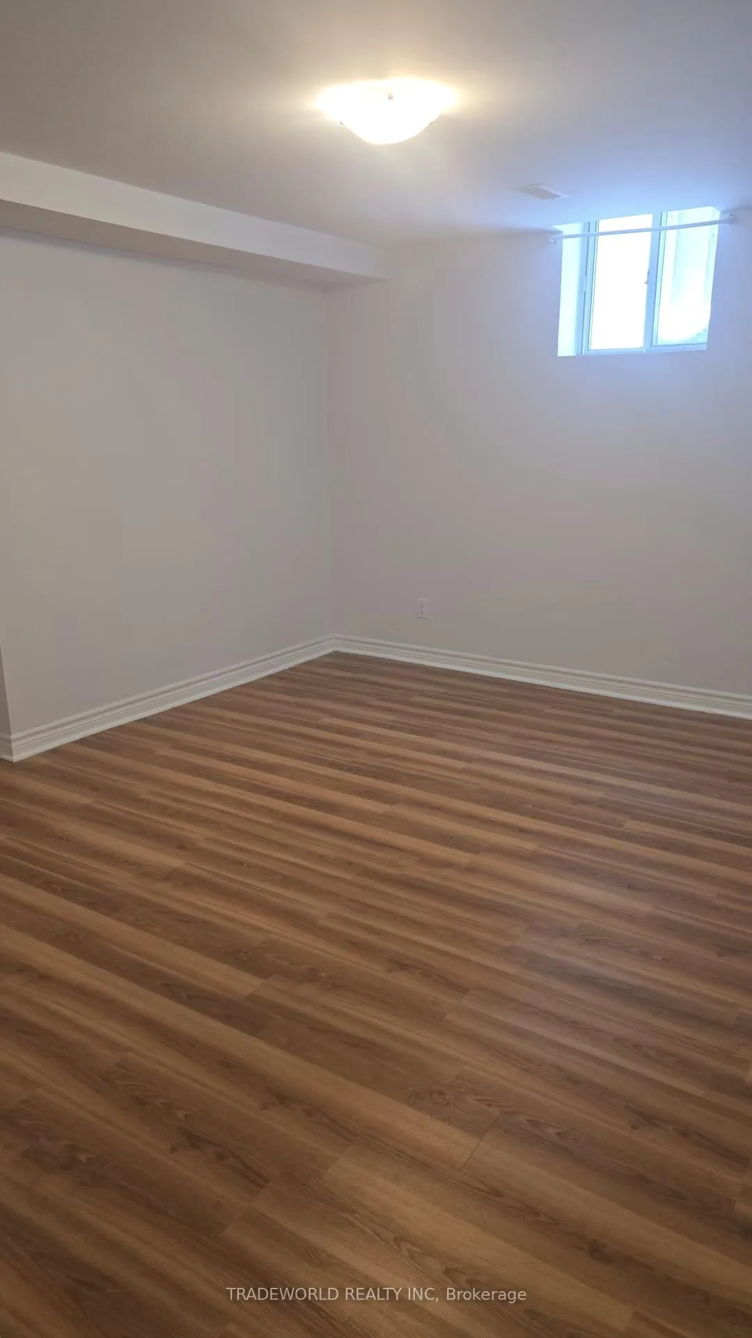 Photo 4 of Unit Basement, 98 Pointon Street, Aurora, Bayview Northeast — HOMEH