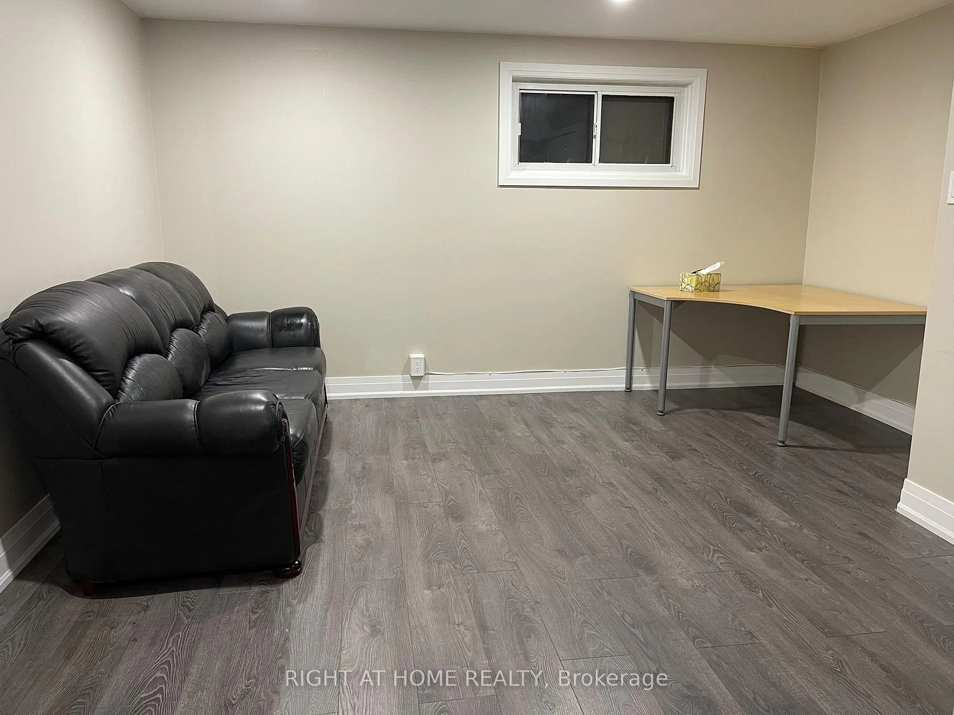 Photo 14 of Unit Unit B, 50 Coral Harbour Crescent, Markham, Thornhill — HOMEH