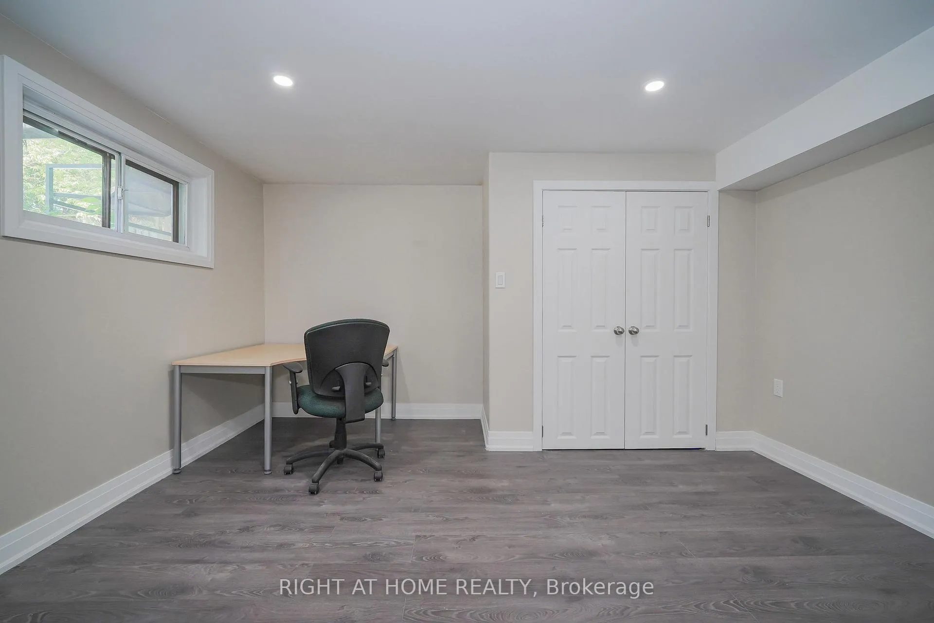 Photo 15 of Unit Unit B, 50 Coral Harbour Crescent, Markham, Thornhill — HOMEH