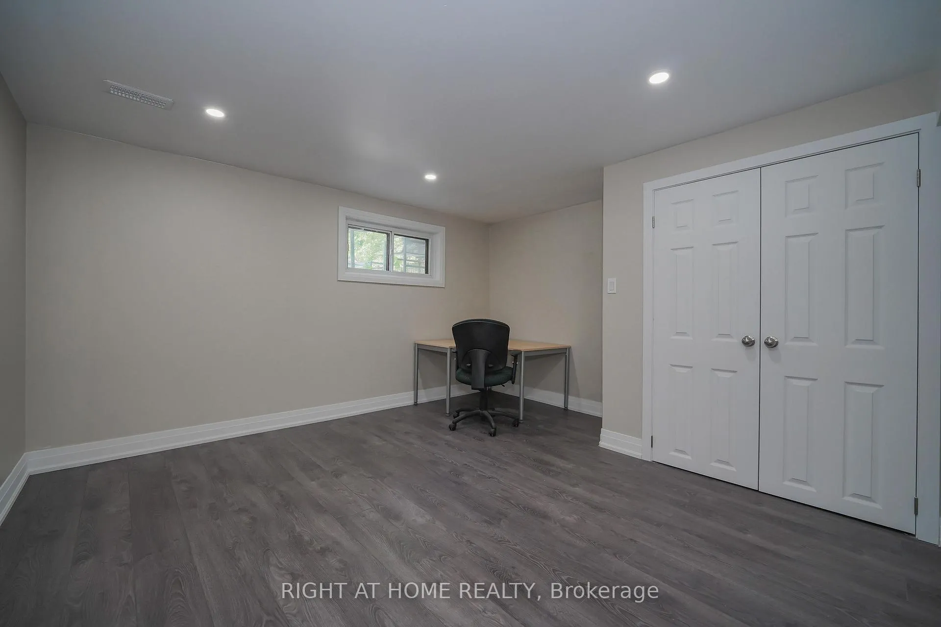 Photo 17 of Unit Unit B, 50 Coral Harbour Crescent, Markham, Thornhill — HOMEH