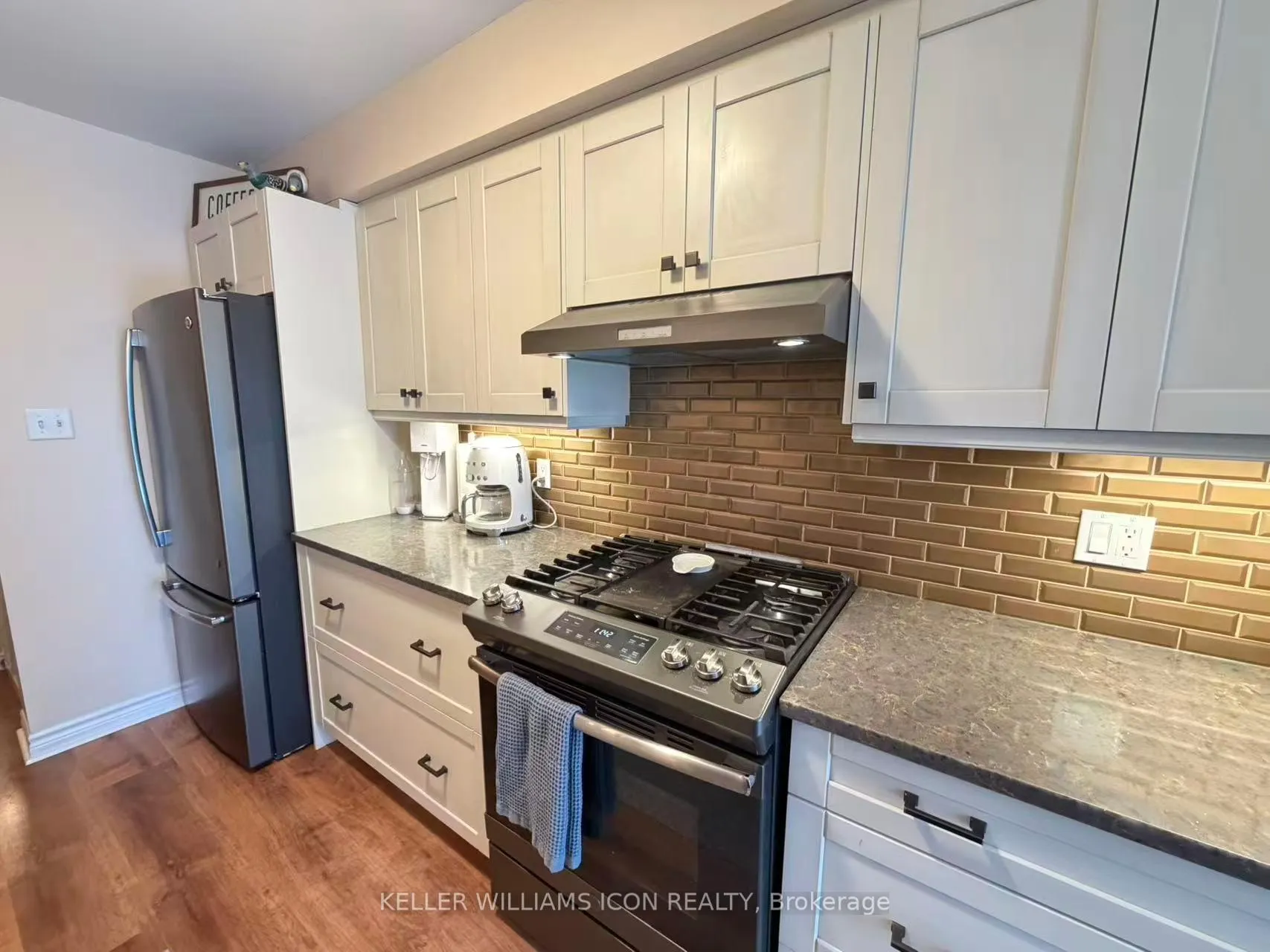 Photo 12 of 88 Hawktree Ridge, Ottawa, Barrhaven - Stonebridge — HOMEH