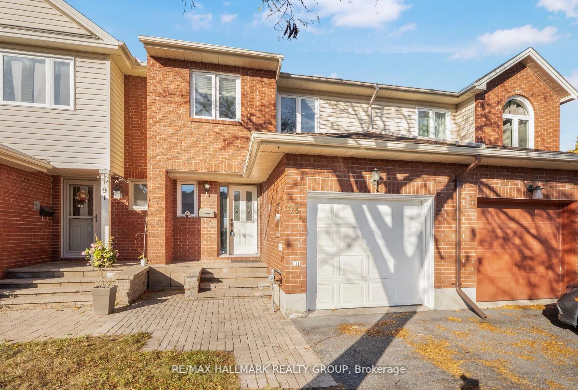Photo 2 of 93 Cedarock Drive, Ottawa, Kanata - Bridlewood — HOMEH