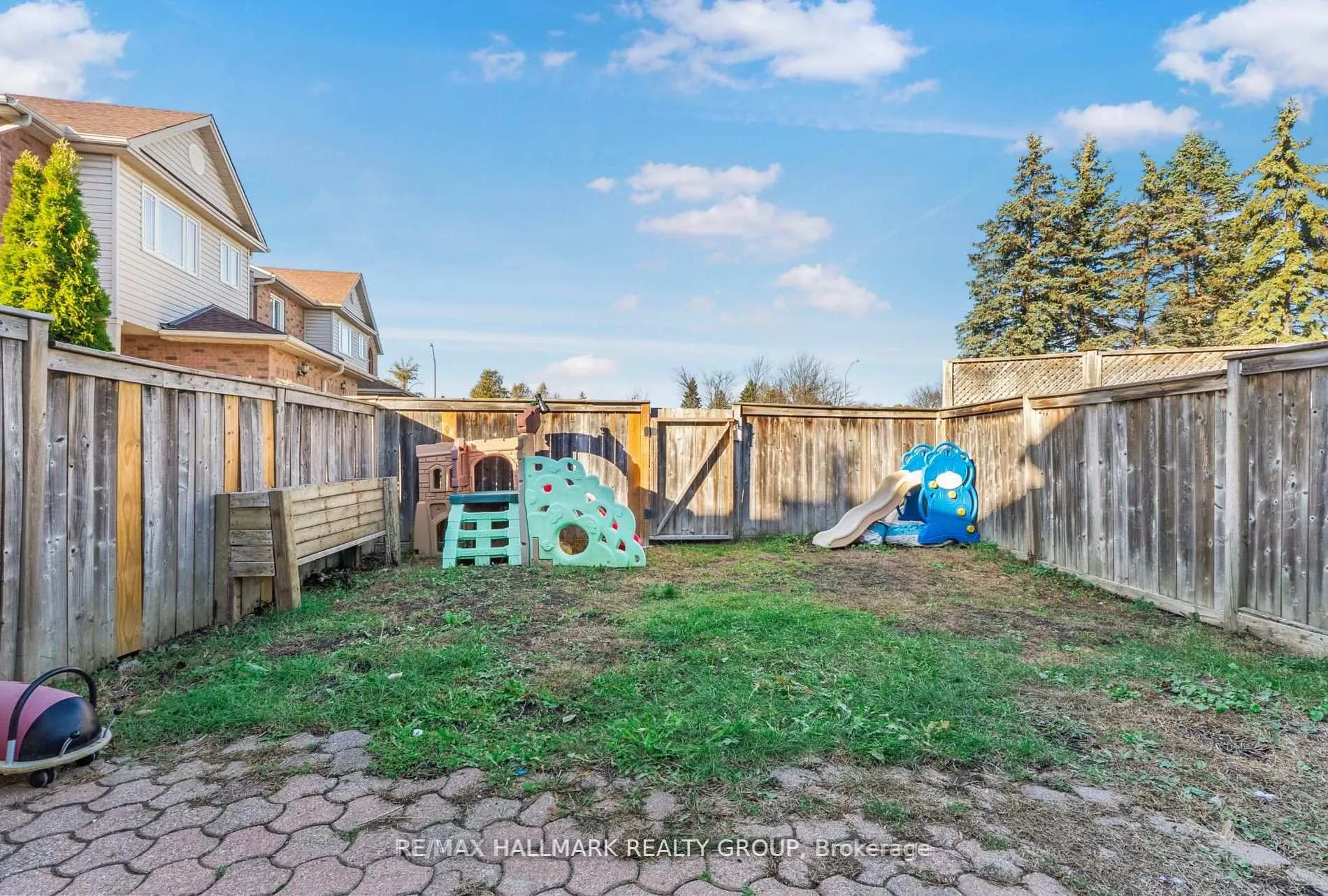 Photo 27 of 93 Cedarock Drive, Ottawa, Kanata - Bridlewood — HOMEH