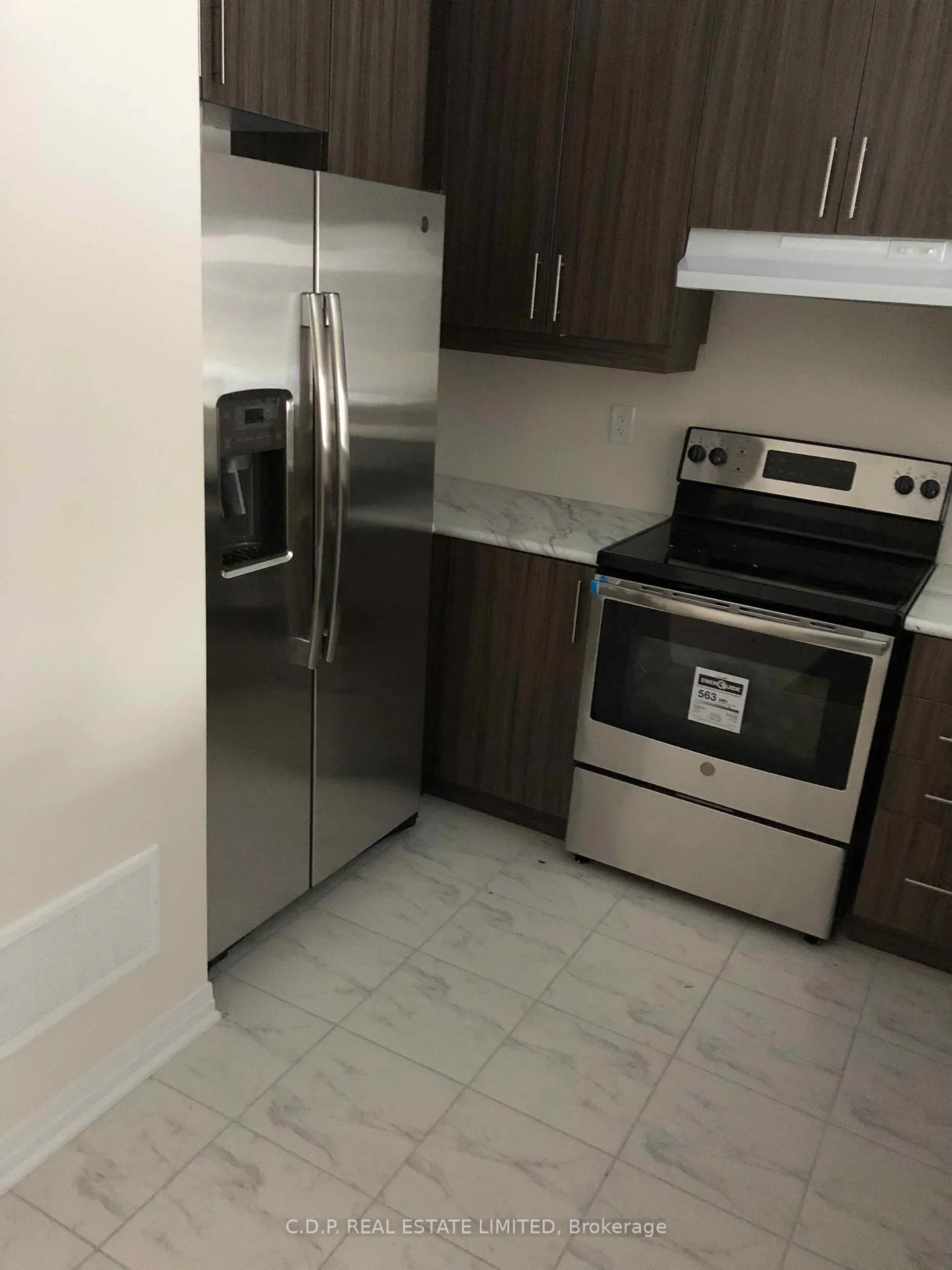 Photo 4 of 38 BEDFORD Estates Crescent N, Barrie, Bayshore — HOMEH