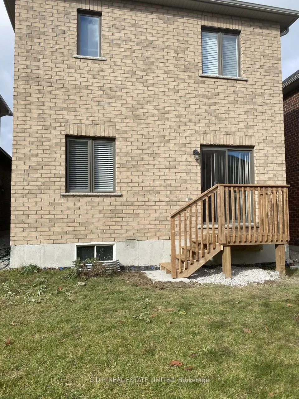 Photo 12 of 38 BEDFORD Estates Crescent N, Barrie, Bayshore — HOMEH