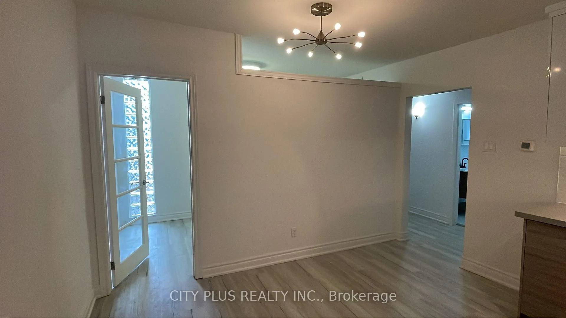 Photo 4 of Unit 7, 373 Broadview Avenue, Toronto, North Riverdale — HOMEH