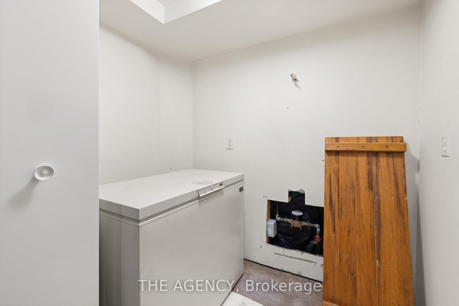 Photo 29 of 82 Barnes Drive, Ajax, Central — HOMEH