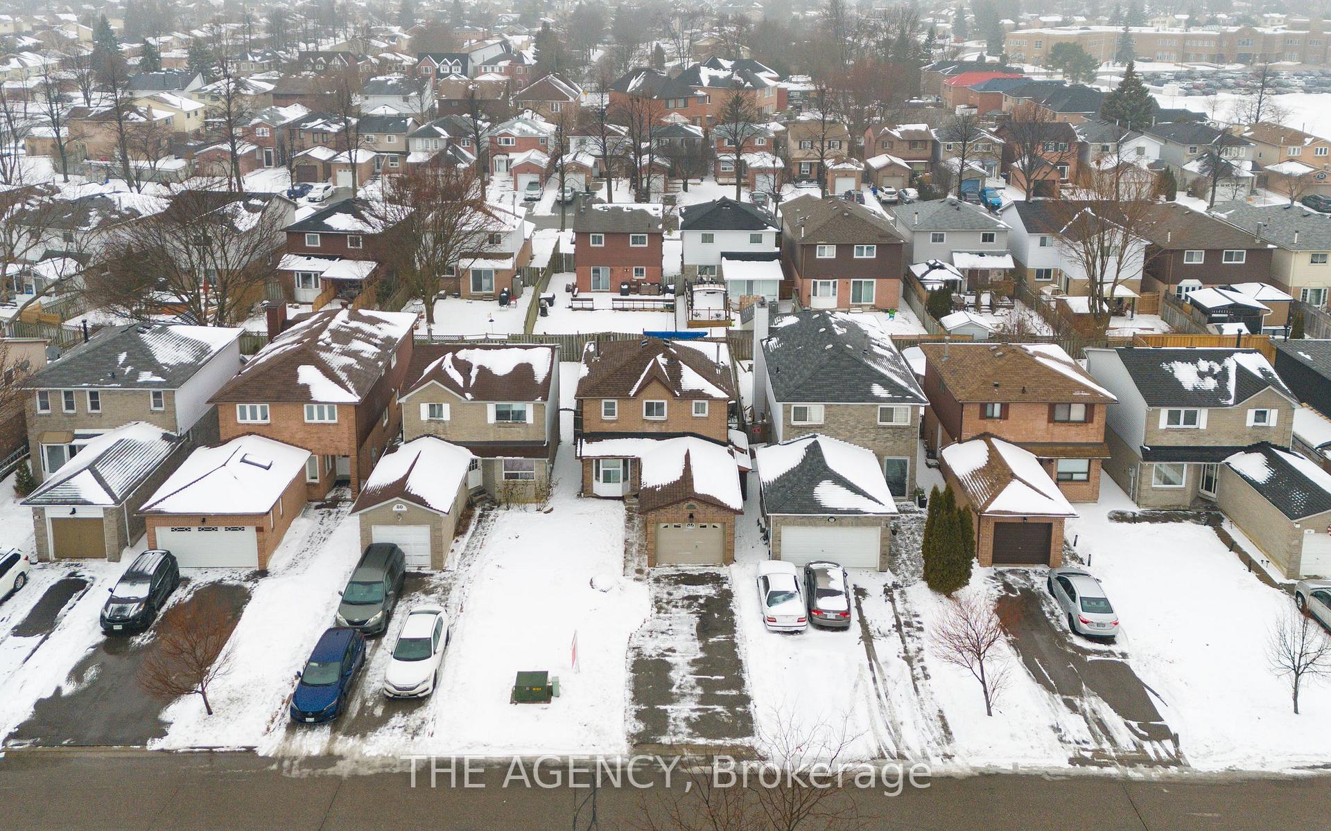 Photo 37 of 82 Barnes Drive, Ajax, Central — HOMEH