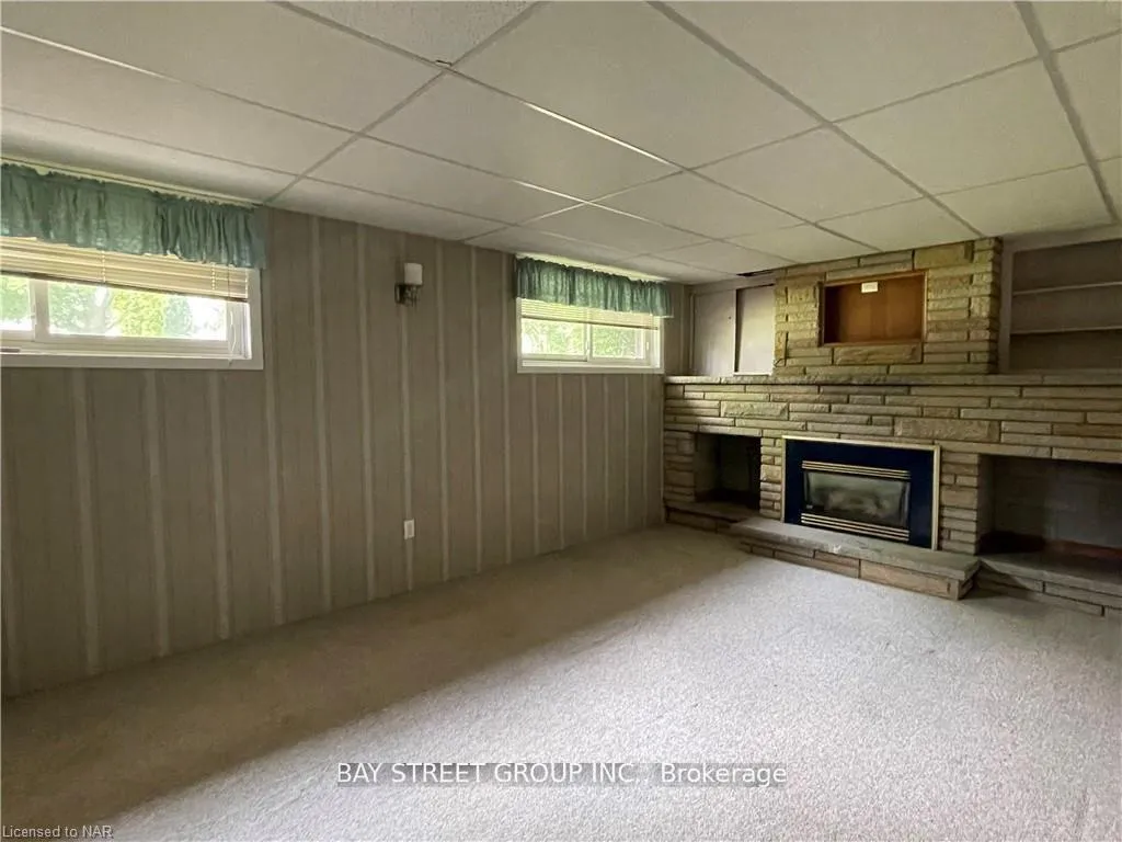 Photo 25 of 10 Rideau Crescent, St. Catharines, Vine/Linwell — HOMEH