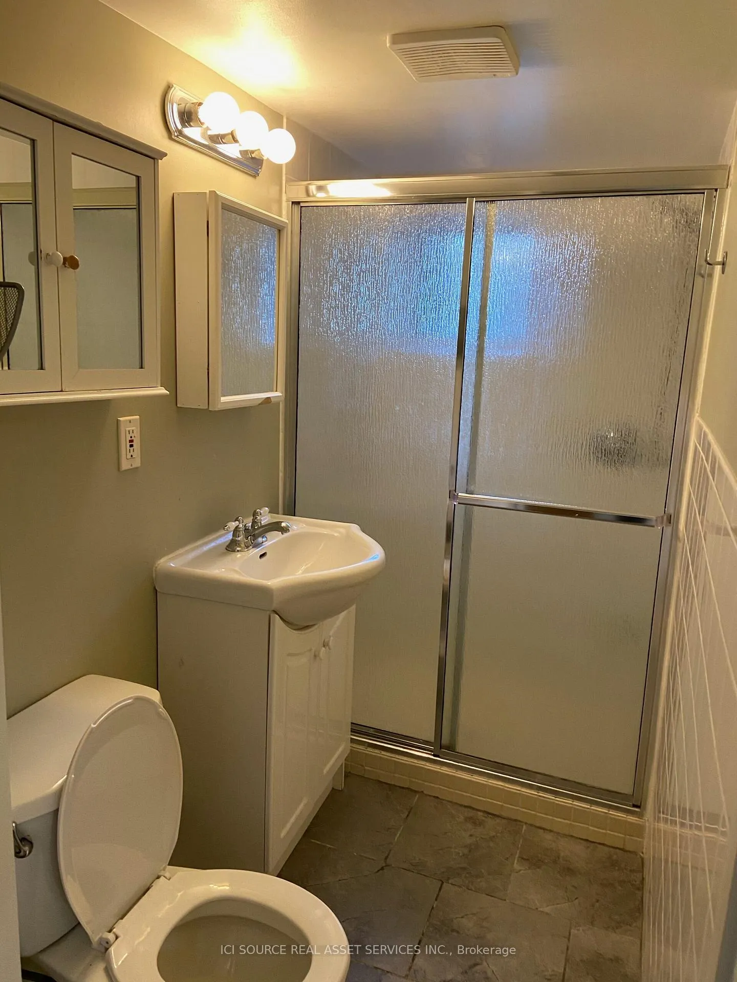 Photo 3 of Unit 3, 721 Shaw Street, Toronto, Palmerston-Little Italy — HOMEH