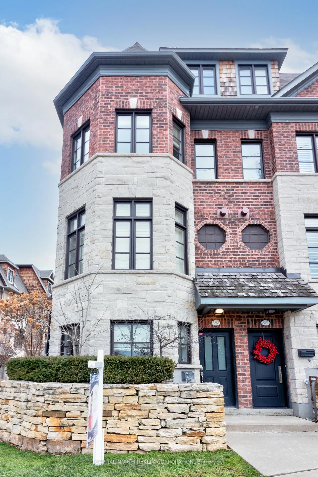 Photo 4 of 8353 Kipling Avenue, Vaughan, West Woodbridge — HOMEH