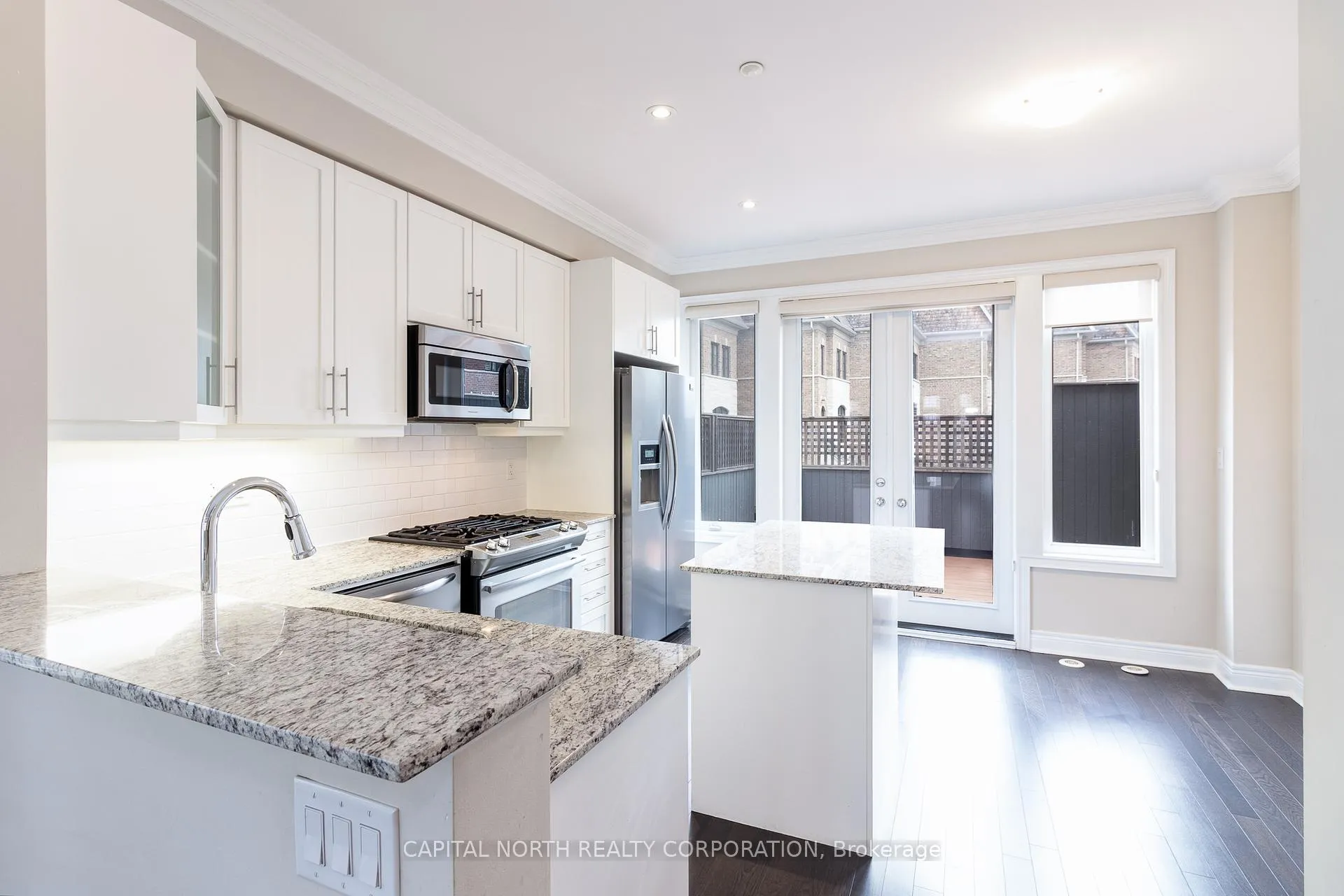 Photo 8 of 8353 Kipling Avenue, Vaughan, West Woodbridge — HOMEH