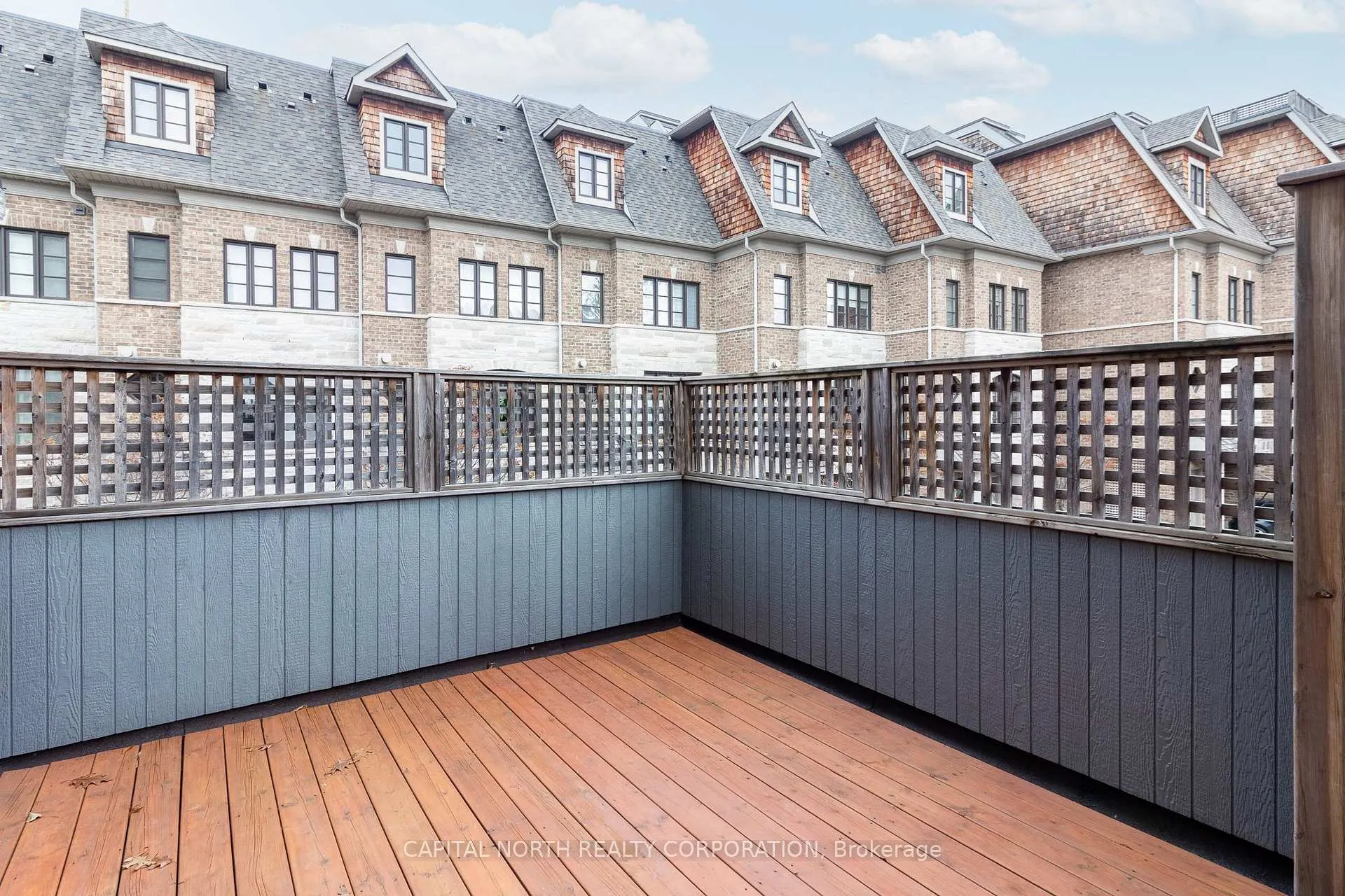 Photo 10 of 8353 Kipling Avenue, Vaughan, West Woodbridge — HOMEH