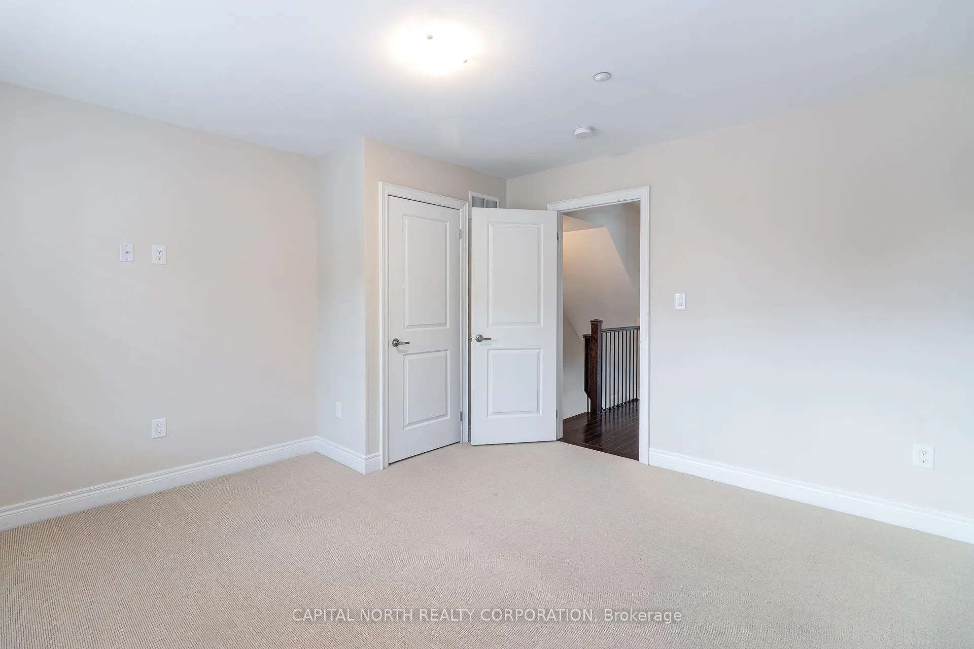 Photo 24 of 8353 Kipling Avenue, Vaughan, West Woodbridge — HOMEH