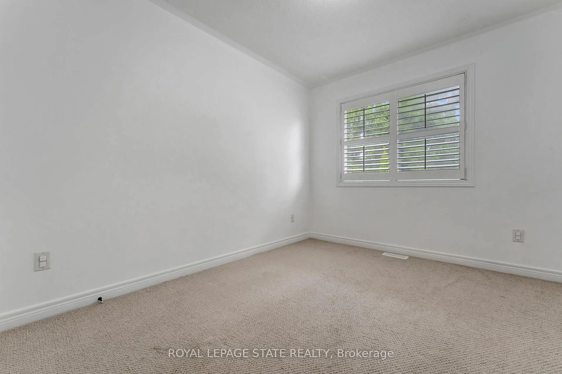 Photo 27 of Unit 21, 400 Stonehenge Drive, Hamilton, Ancaster — HOMEH