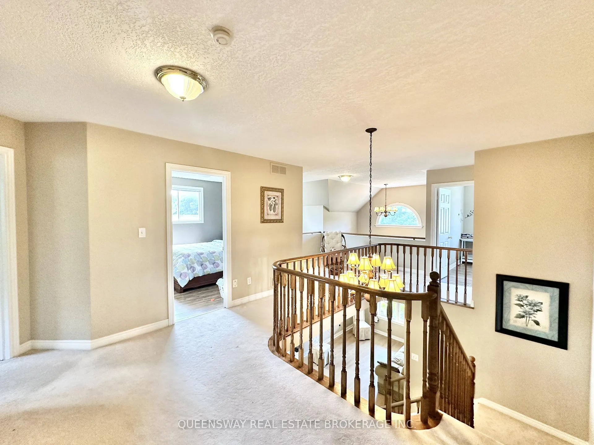 Photo 6 of 277 Ryerson Crescent, Oshawa, Samac — HOMEH